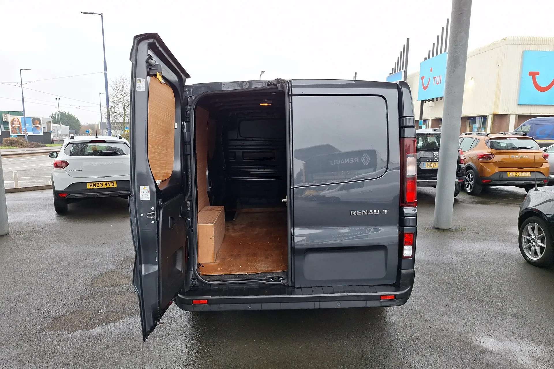 2023 RENAULT TRAFIC 2023 RENAULT TRAFIC