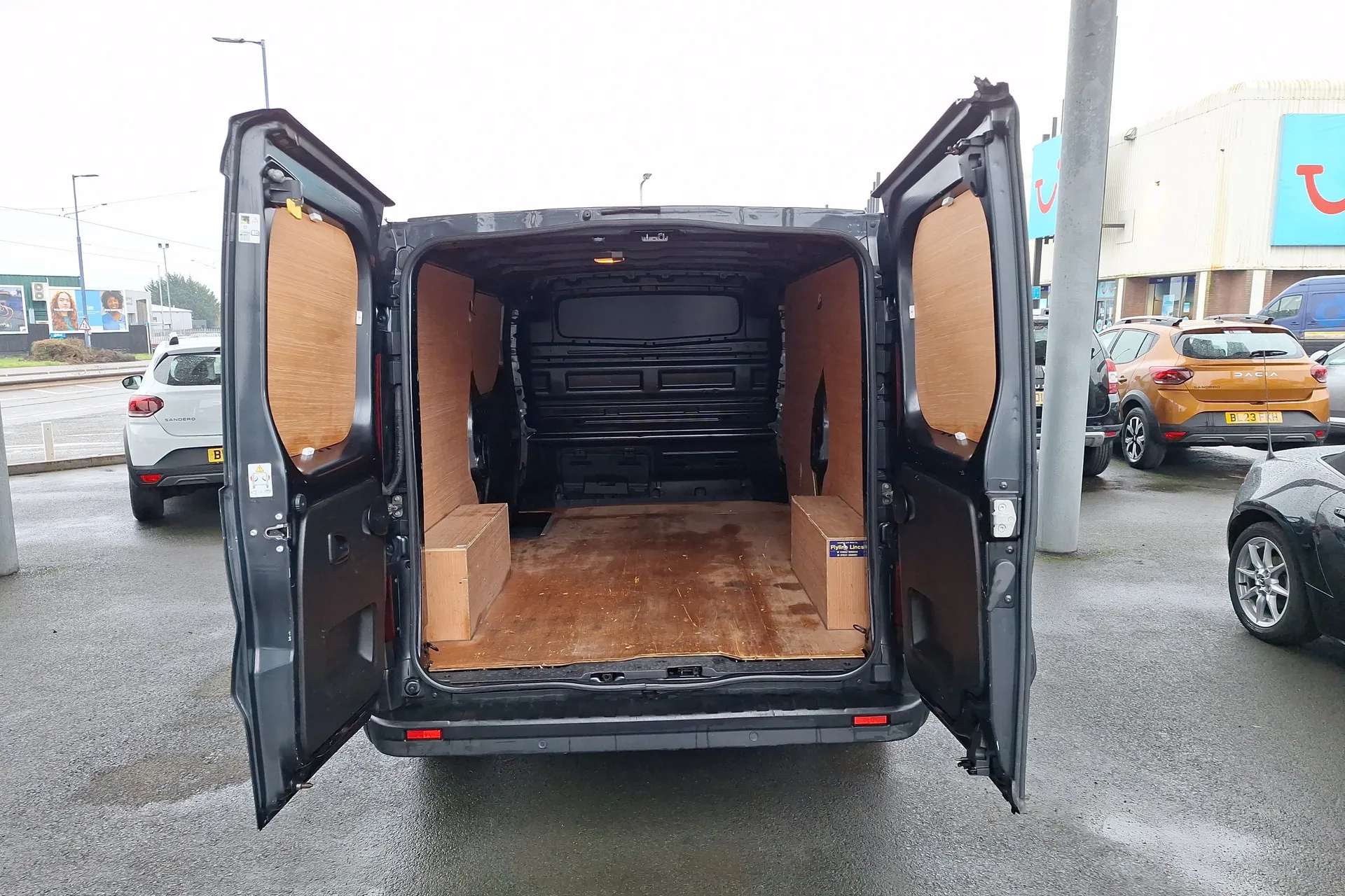 2023 RENAULT TRAFIC 2023 RENAULT TRAFIC