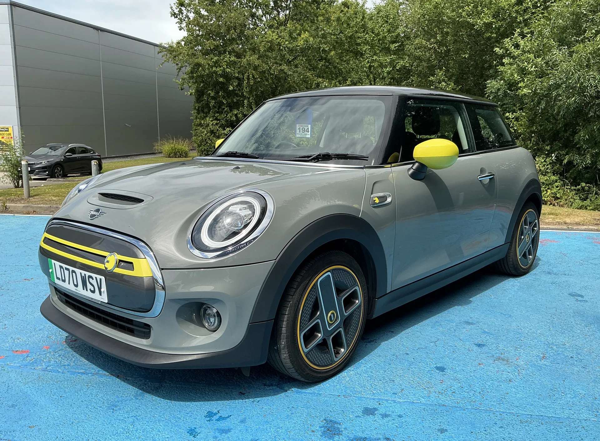 A 2020 MINI HATCH 135kW Cooper S Level 1 33kWh 3dr Auto A 2020 MINI HATCH 135kW Cooper S Level 1 33kWh 3dr Auto