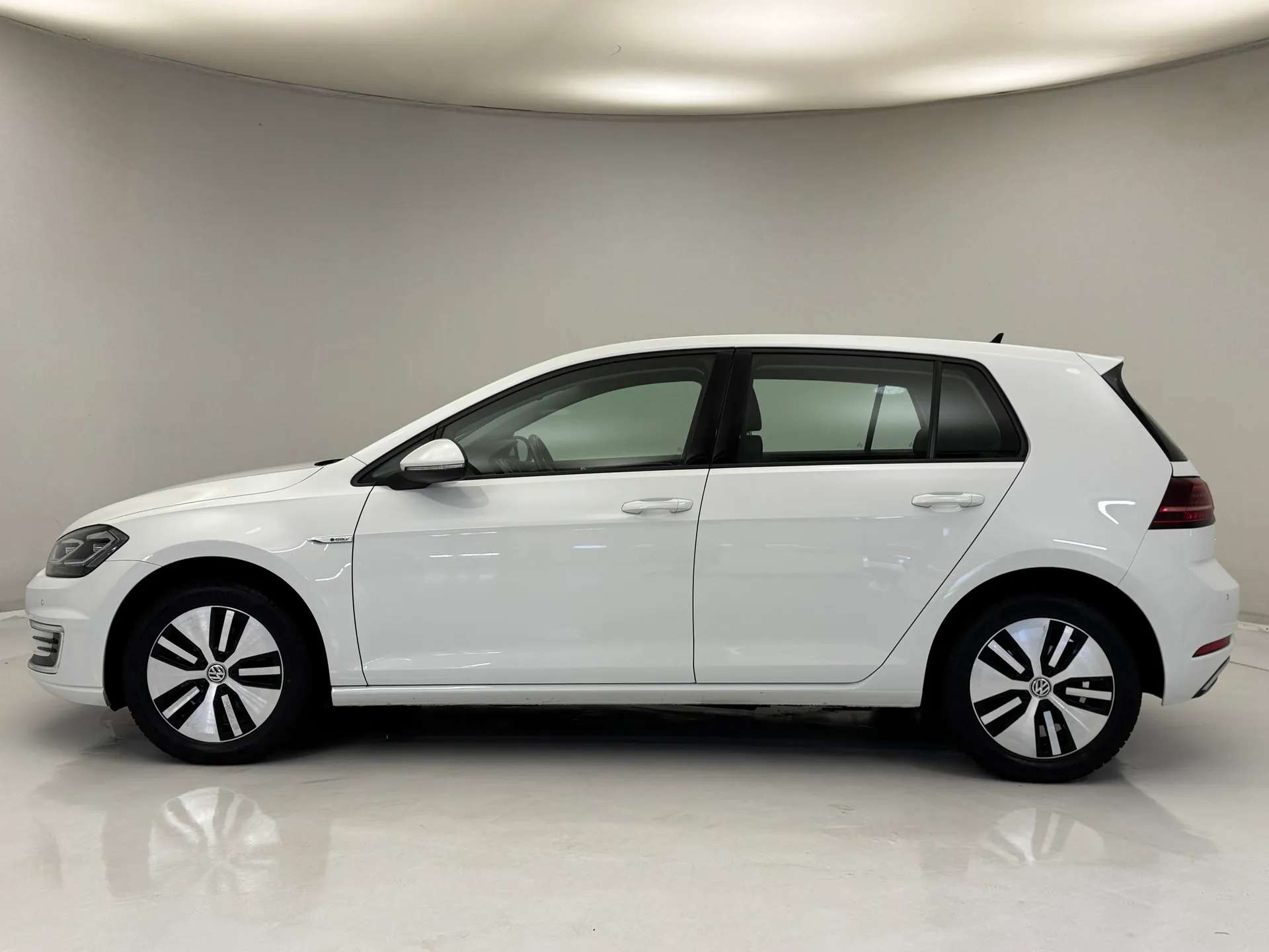 2020 VOLKSWAGEN GOLF 2020 VOLKSWAGEN GOLF