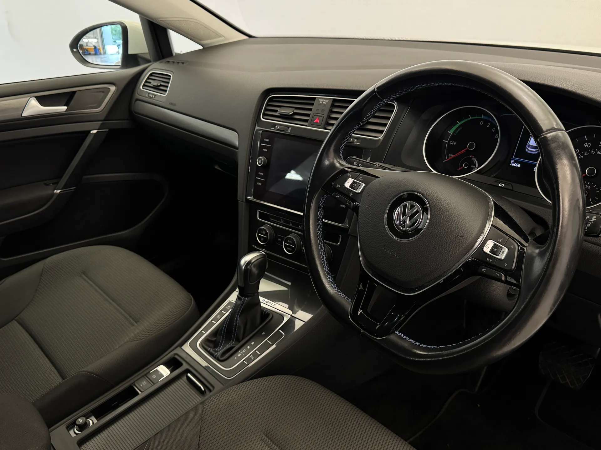 2020 VOLKSWAGEN GOLF 2020 VOLKSWAGEN GOLF
