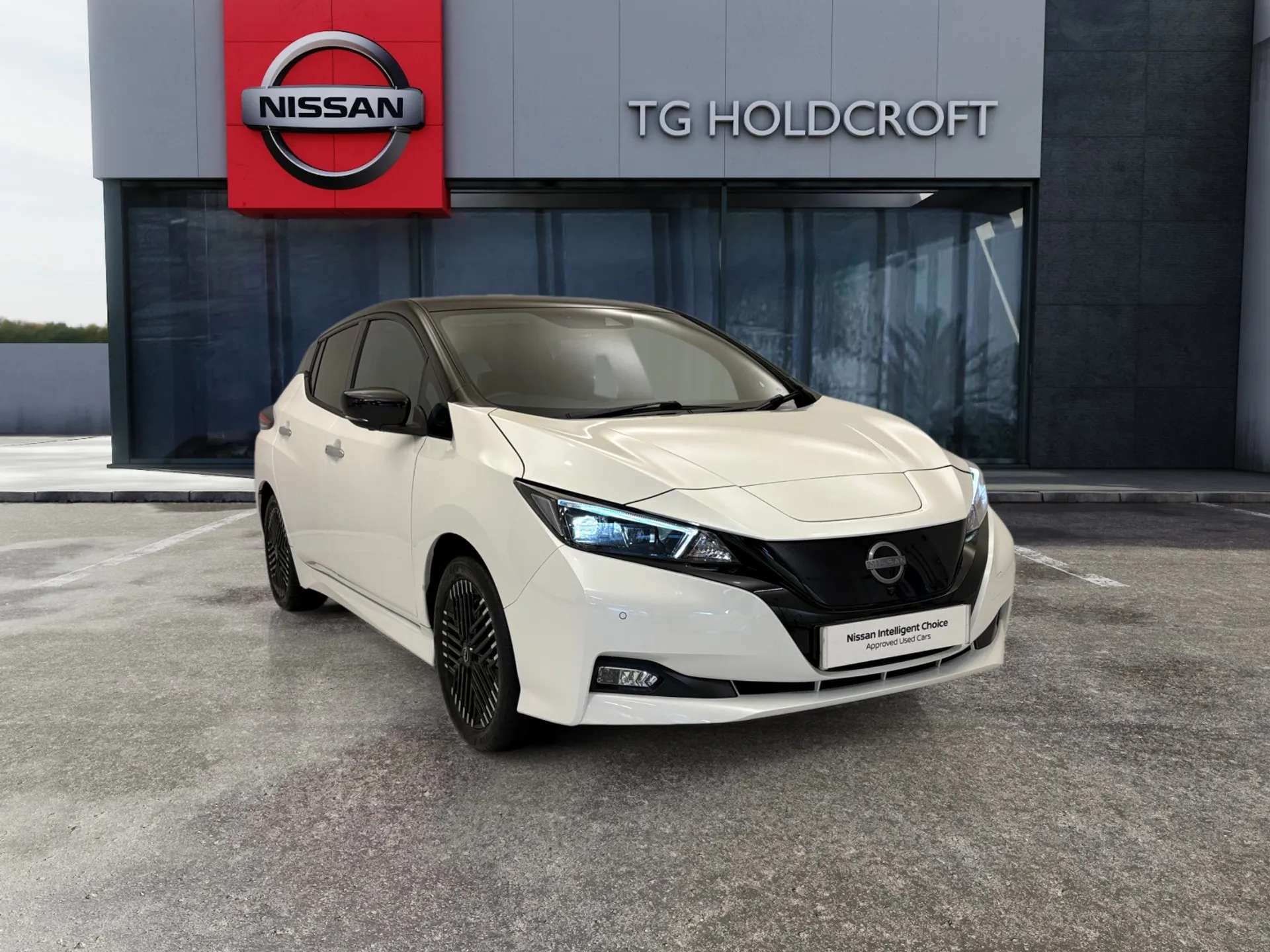 A 2022 NISSAN LEAF 110kW Tekna 39kWh 5dr Auto A 2022 NISSAN LEAF 110kW Tekna 39kWh 5dr Auto