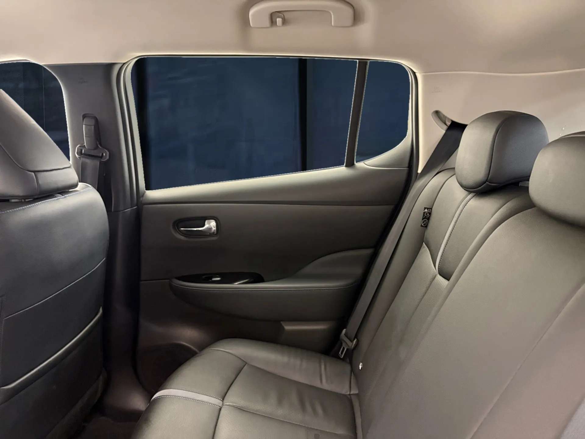 2022 NISSAN LEAF 2022 NISSAN LEAF