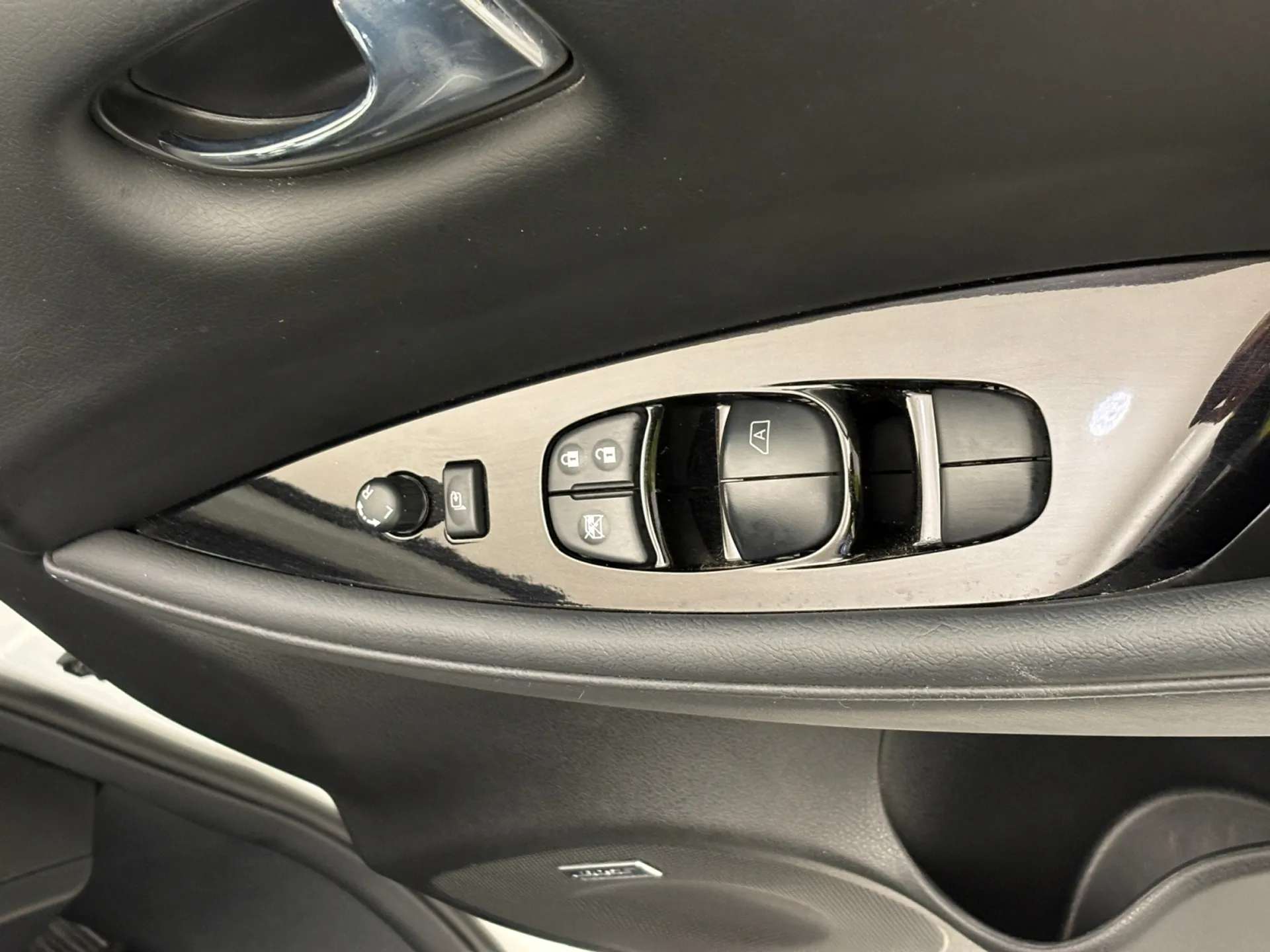 2022 NISSAN LEAF 2022 NISSAN LEAF