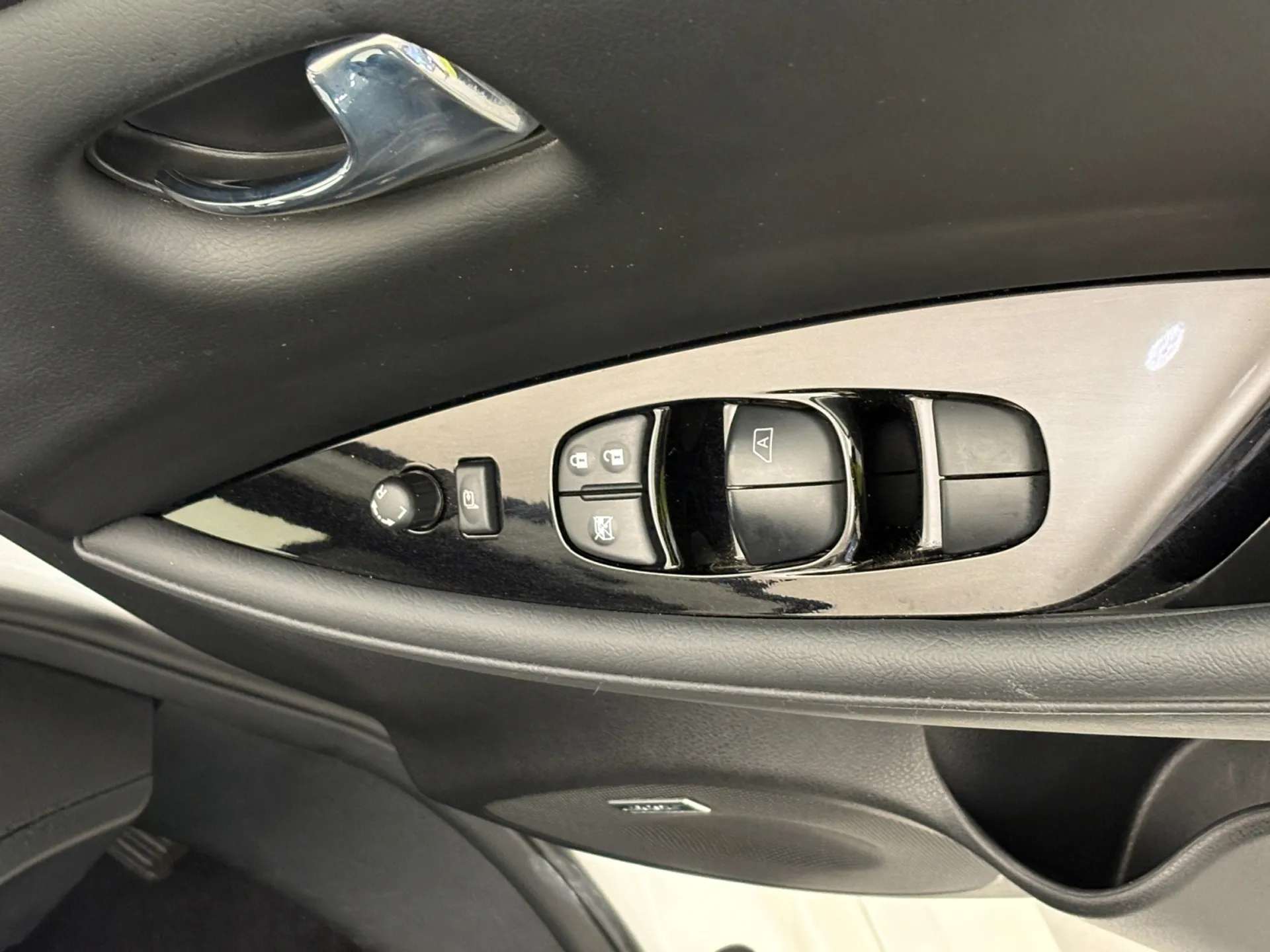 2022 NISSAN LEAF 2022 NISSAN LEAF