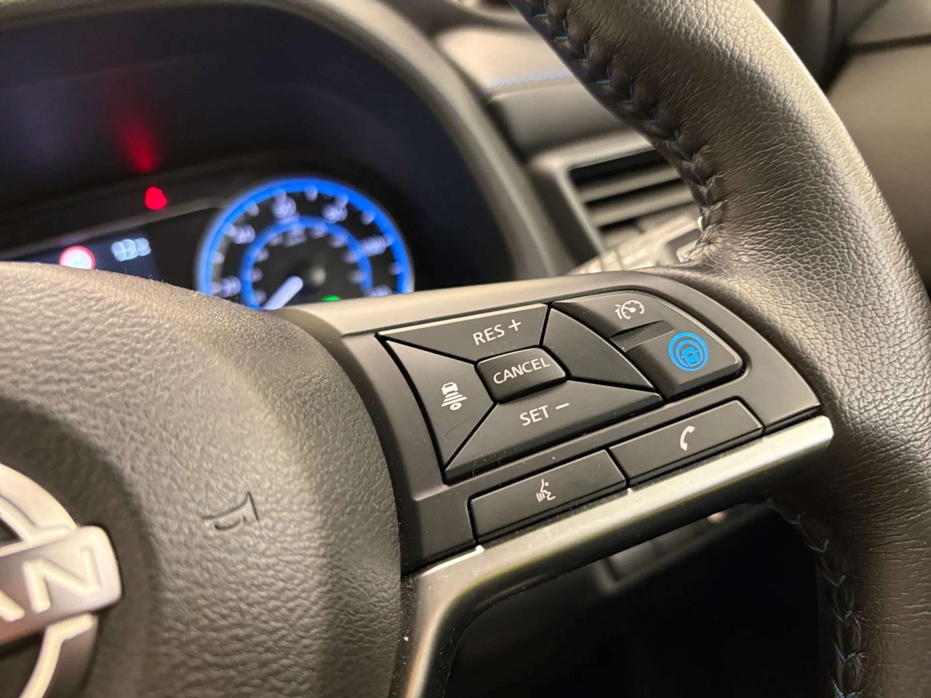 2022 NISSAN LEAF 2022 NISSAN LEAF