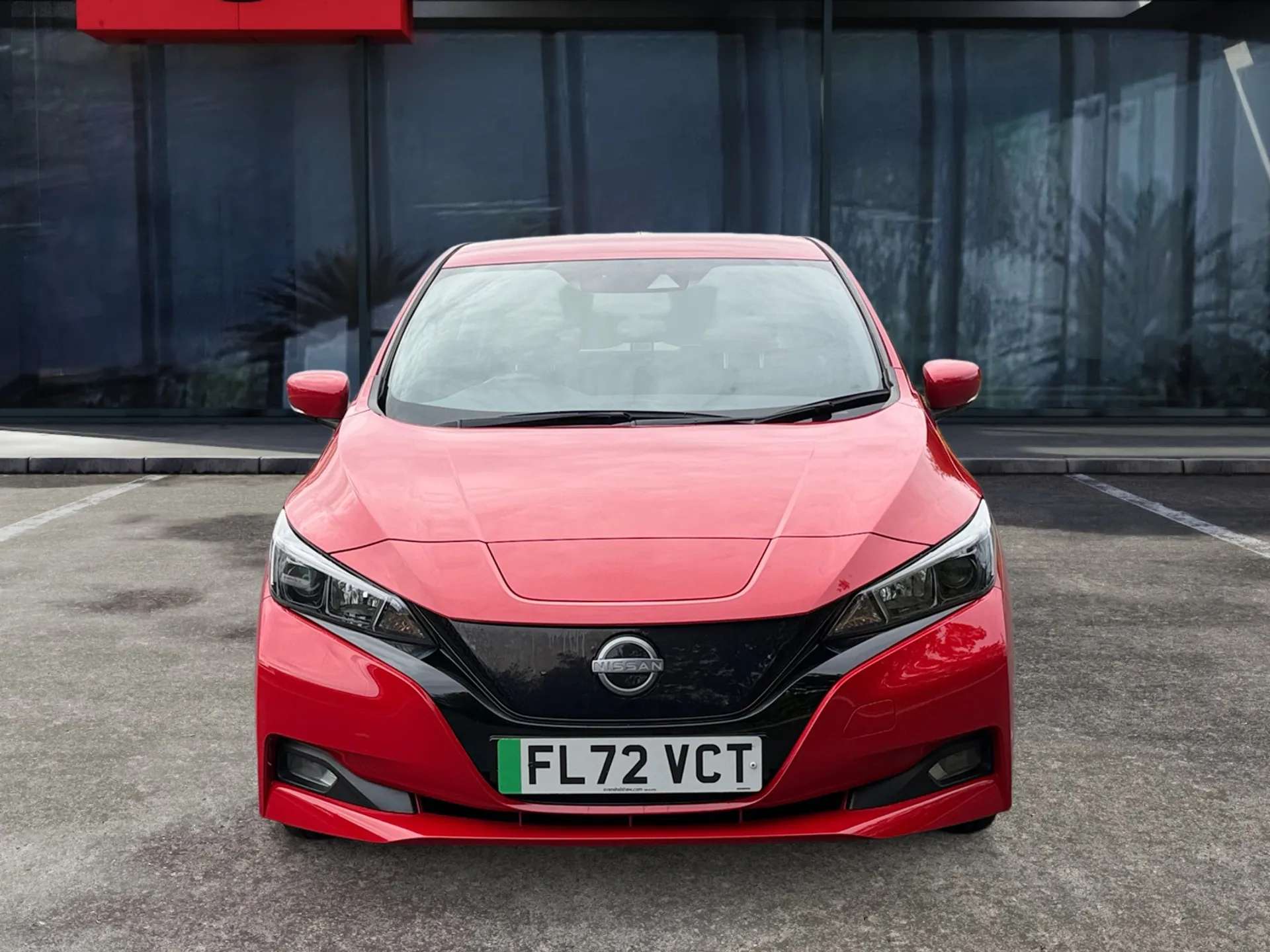 A 2022 NISSAN LEAF 110kW Acenta 39kWh 5dr Auto A 2022 NISSAN LEAF 110kW Acenta 39kWh 5dr Auto