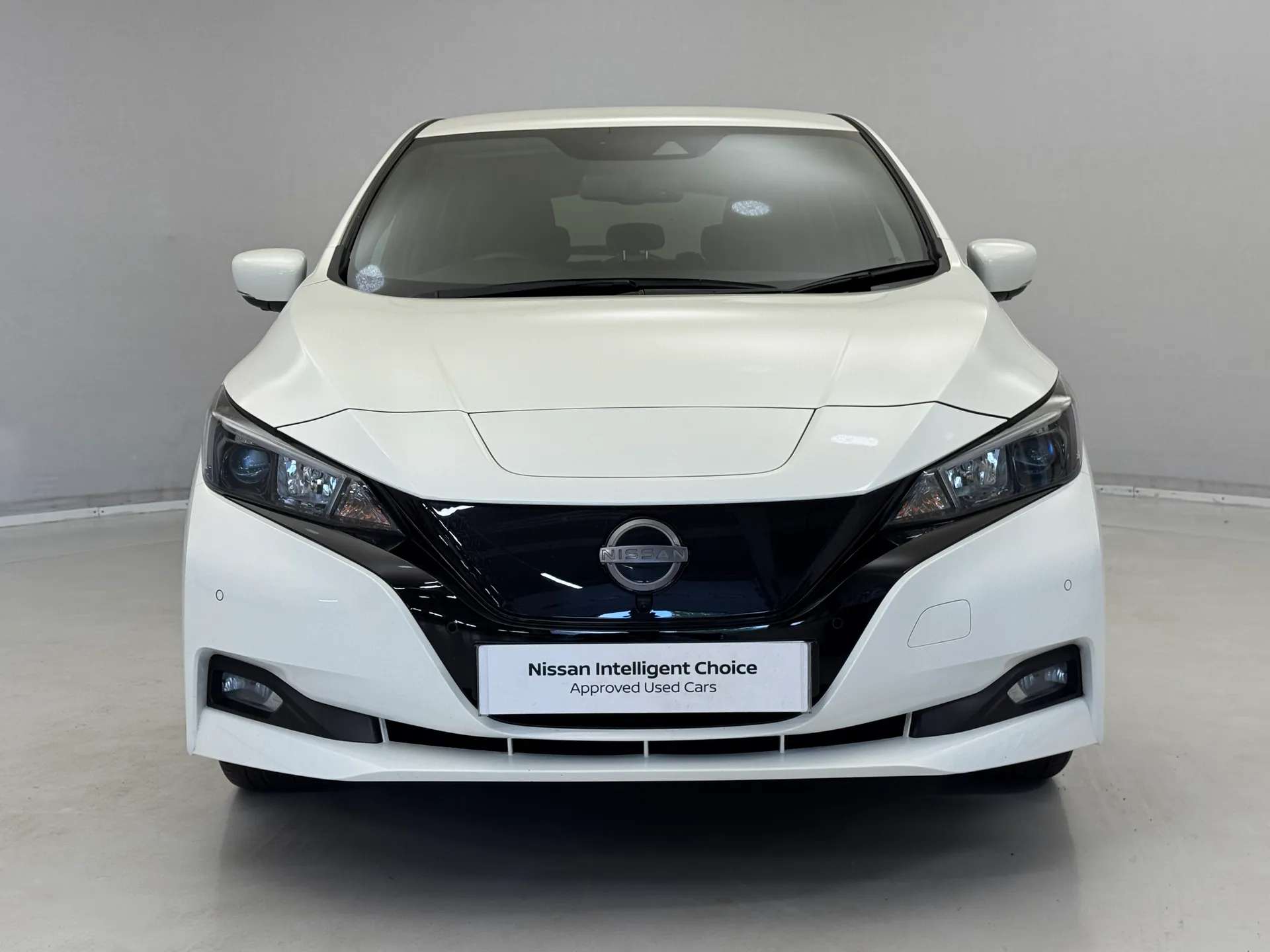 A 2023 NISSAN LEAF 110kW Shiro 39kWh 5dr Auto A 2023 NISSAN LEAF 110kW Shiro 39kWh 5dr Auto