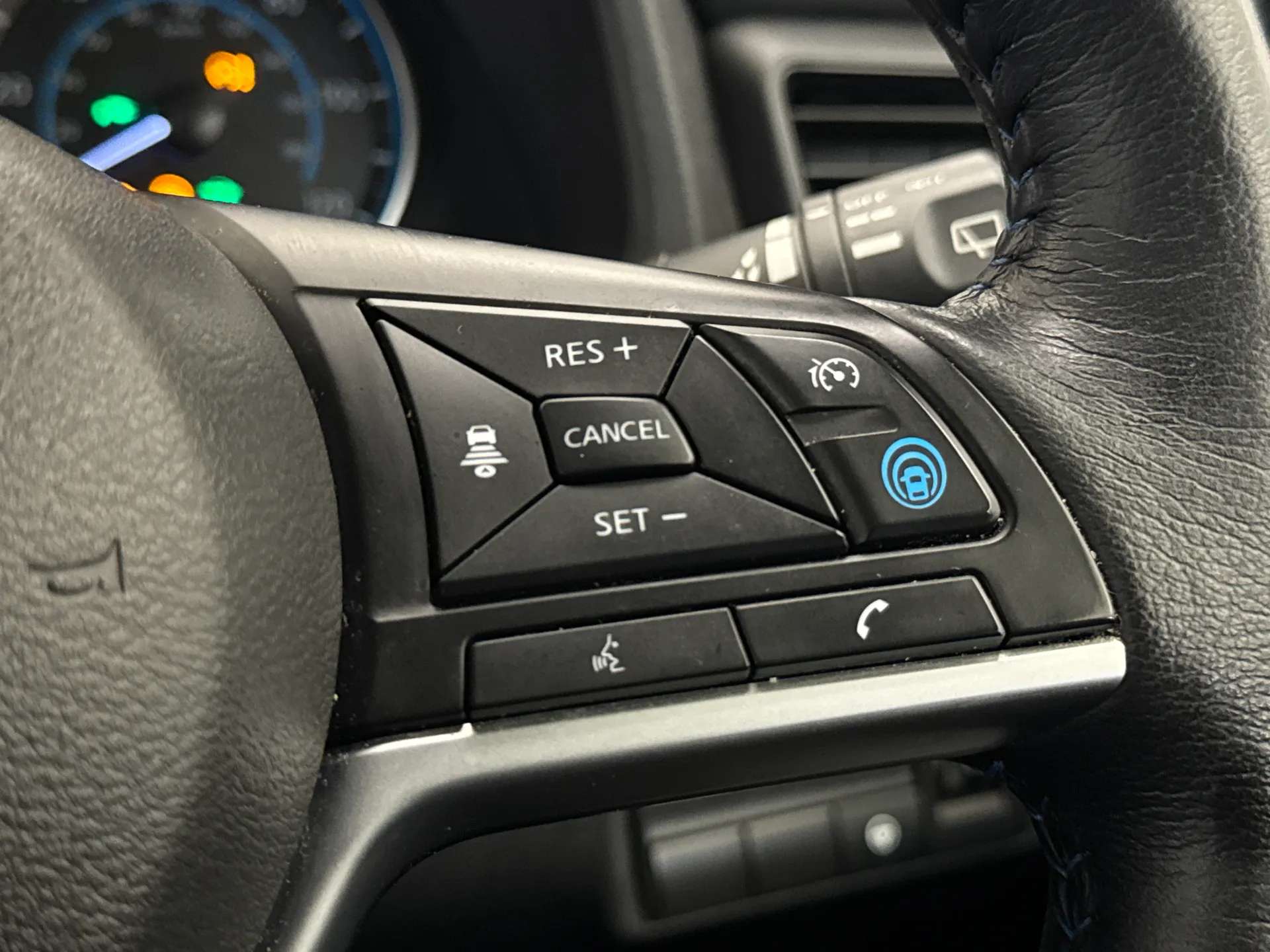 2023 NISSAN LEAF 2023 NISSAN LEAF