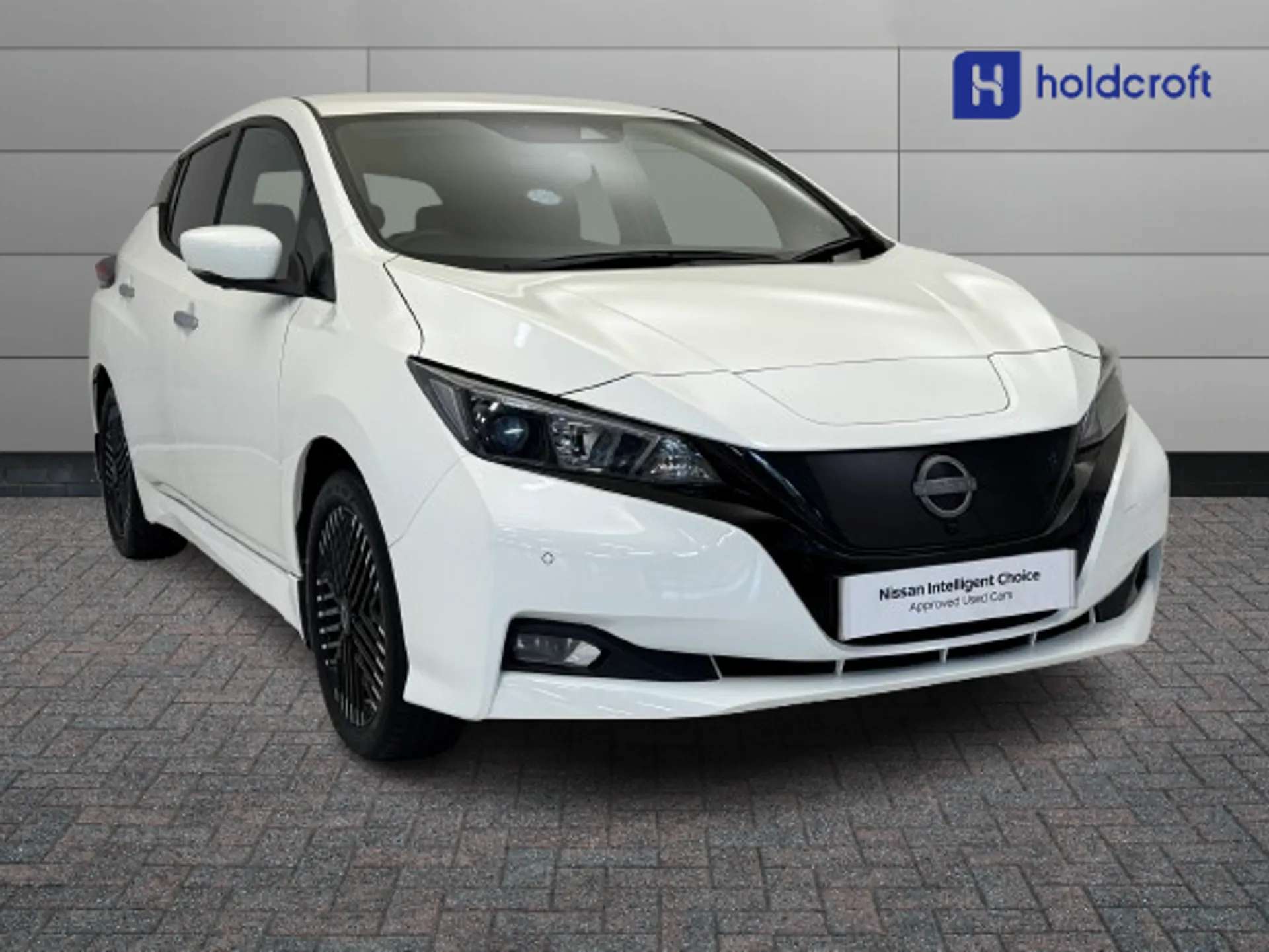 A 2023 NISSAN LEAF 110kW Shiro 39kWh 5dr Auto A 2023 NISSAN LEAF 110kW Shiro 39kWh 5dr Auto