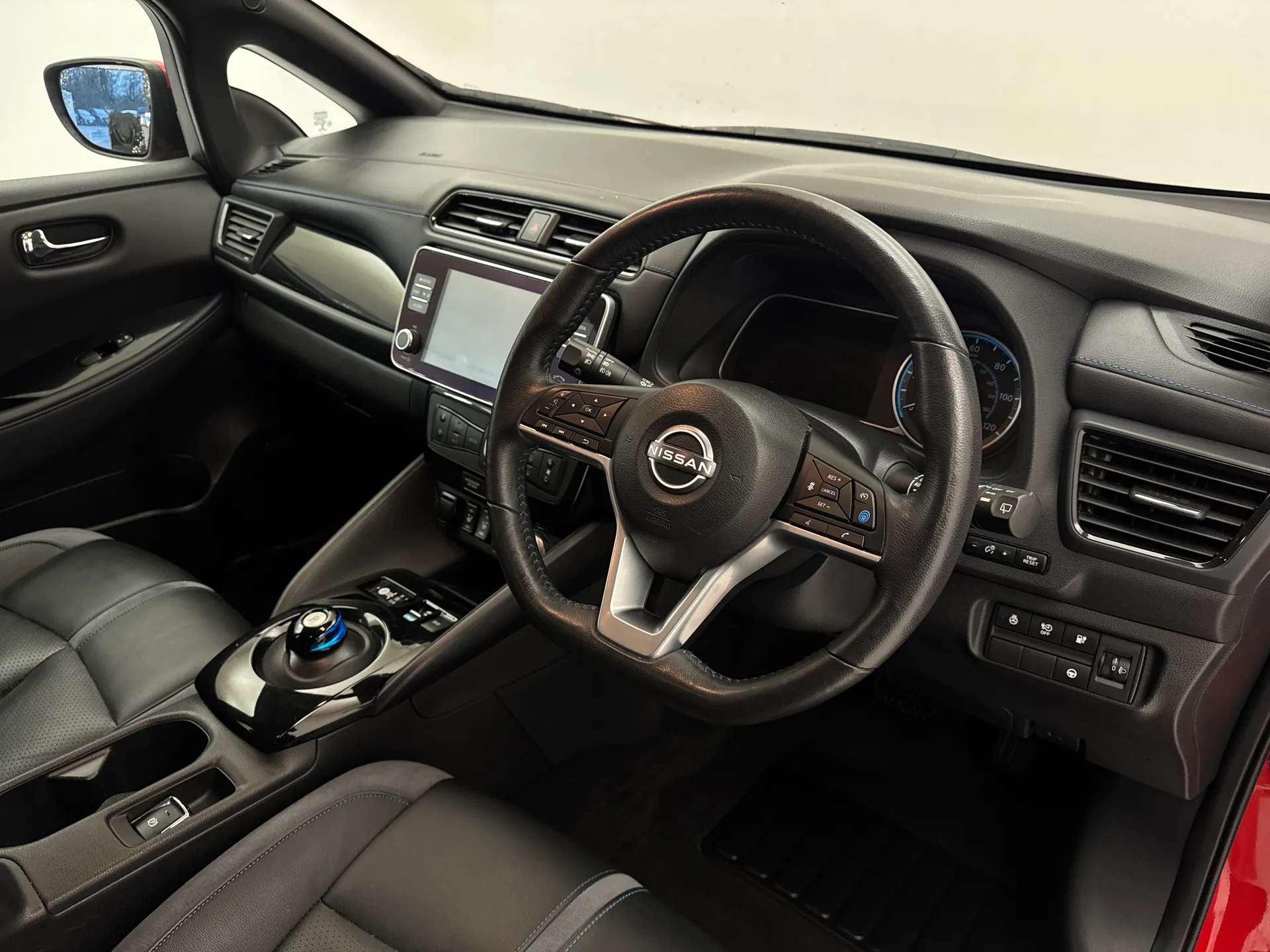 2022 NISSAN LEAF 2022 NISSAN LEAF