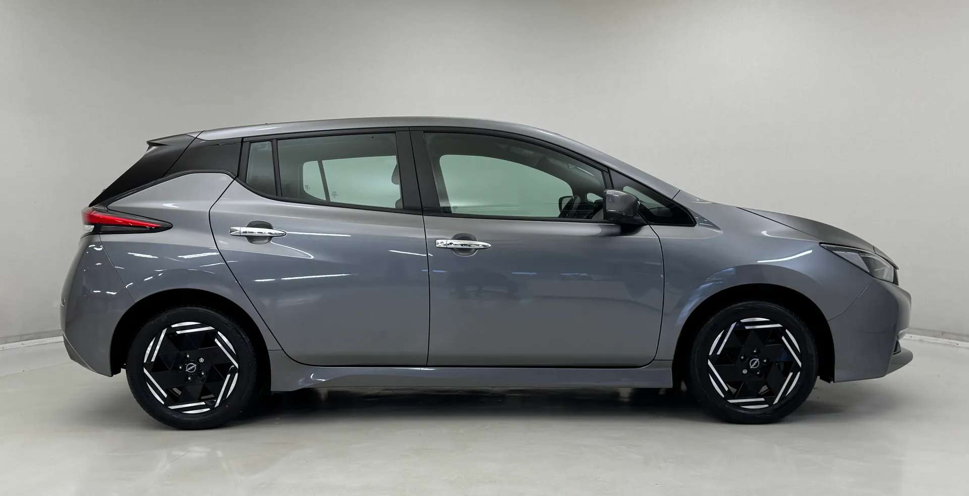 2022 NISSAN LEAF 2022 NISSAN LEAF