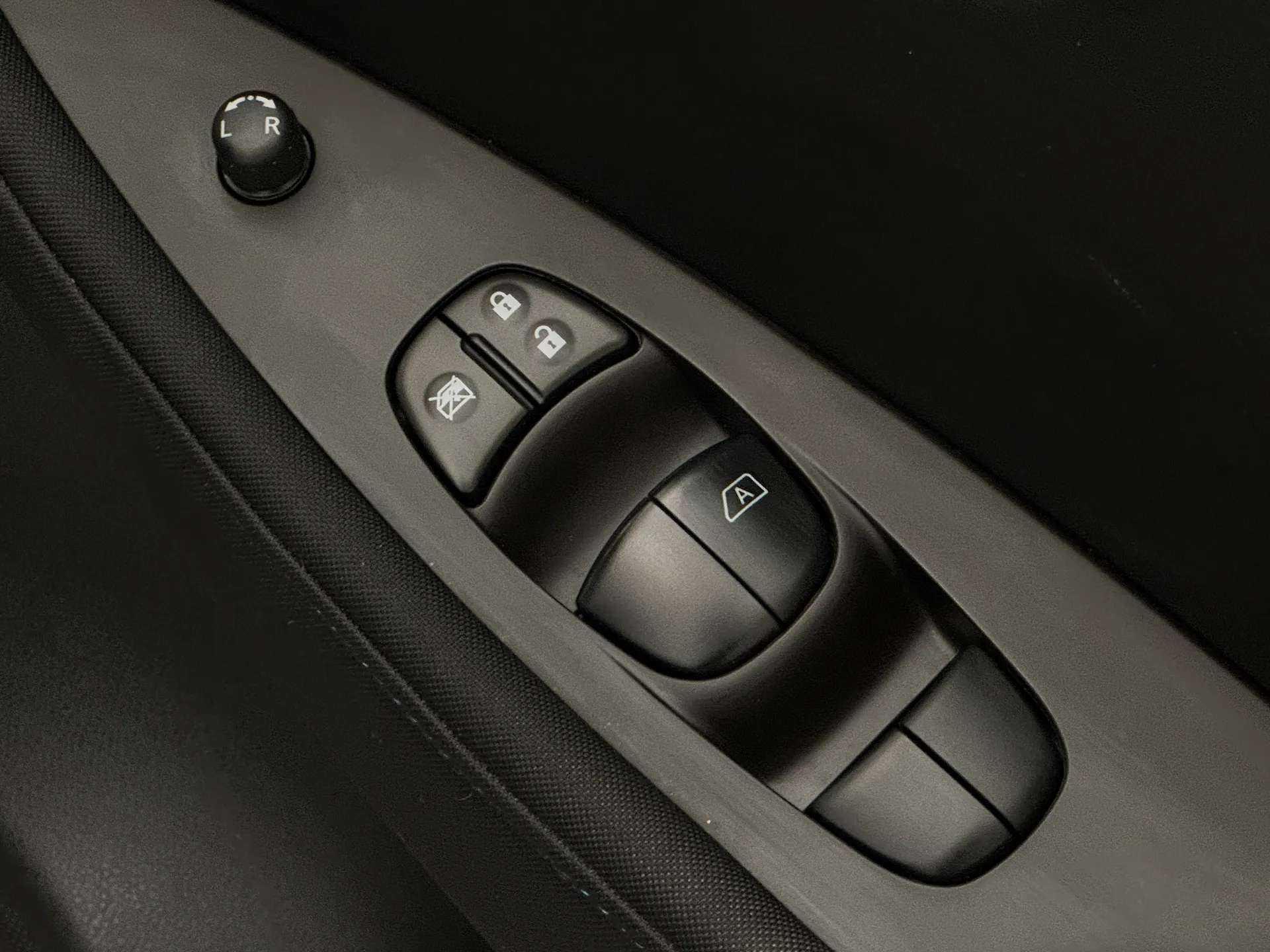 2022 NISSAN LEAF 2022 NISSAN LEAF