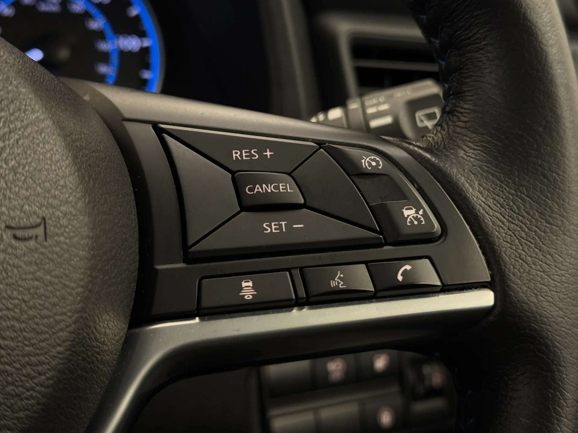 2022 NISSAN LEAF 2022 NISSAN LEAF