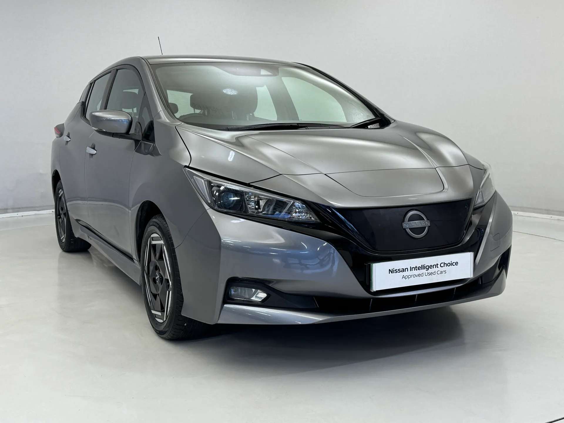 A 2022 NISSAN LEAF 110kW Acenta 39kWh 5dr Auto A 2022 NISSAN LEAF 110kW Acenta 39kWh 5dr Auto
