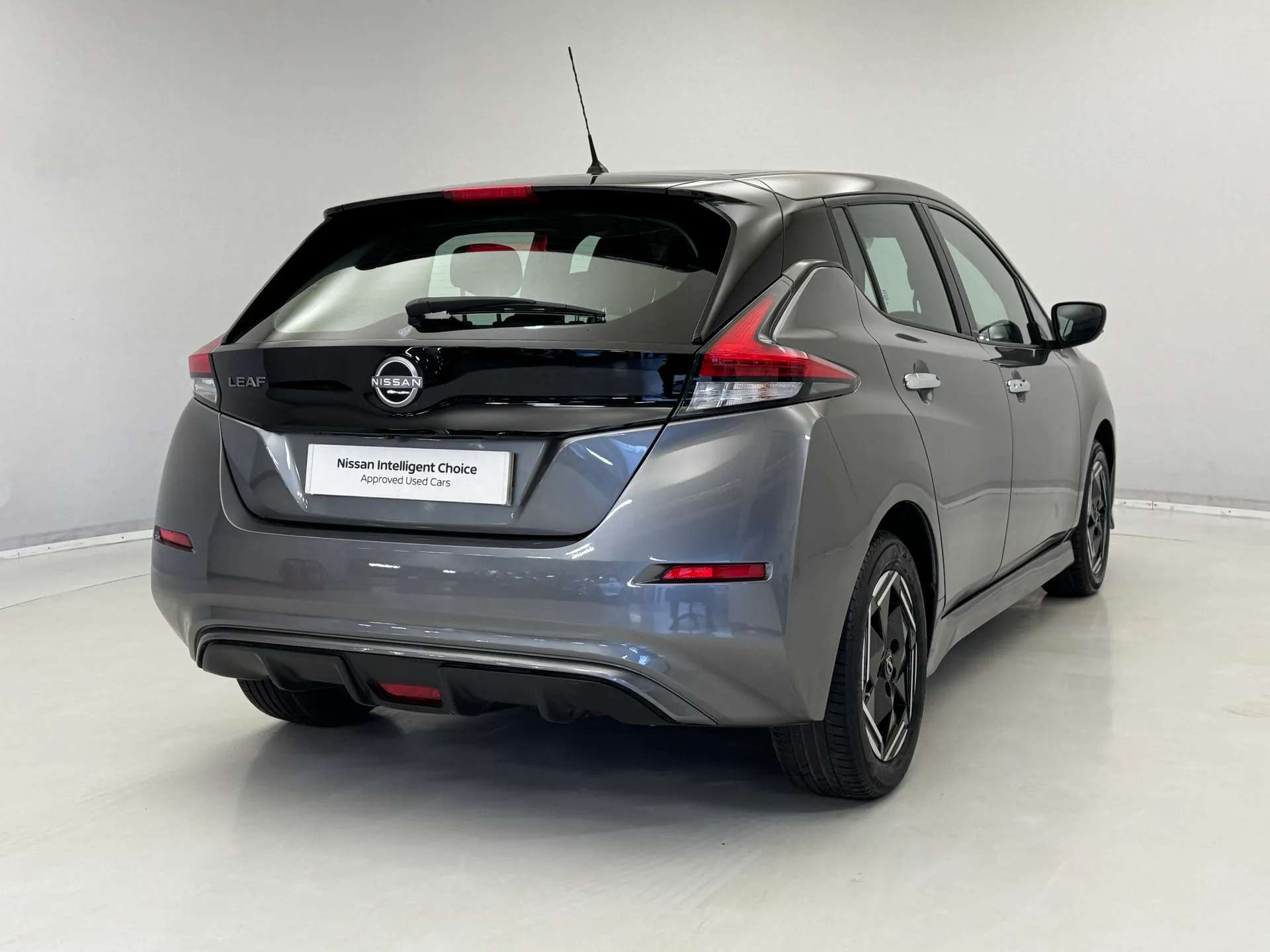 2022 NISSAN LEAF 2022 NISSAN LEAF