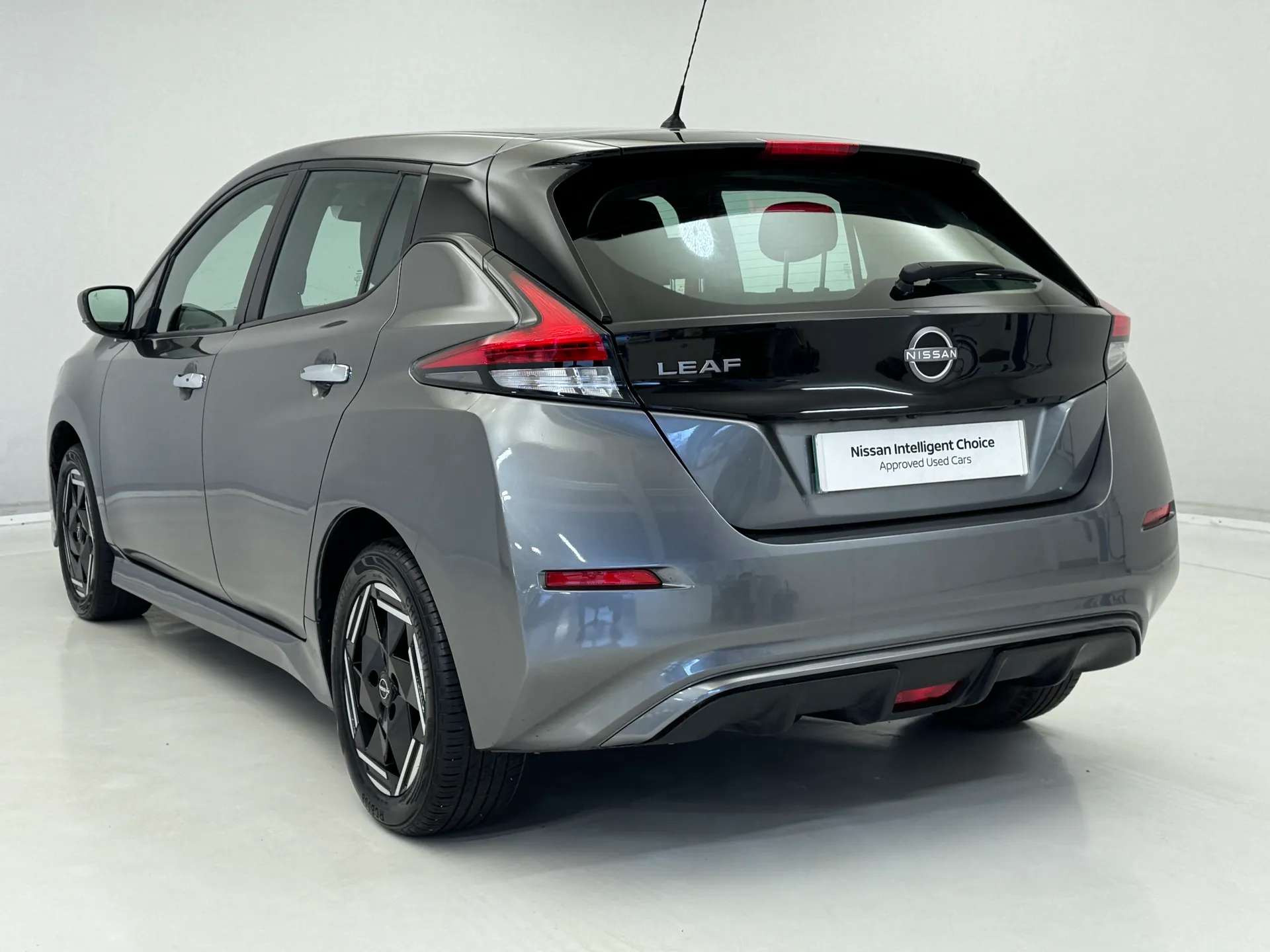 2022 NISSAN LEAF 2022 NISSAN LEAF