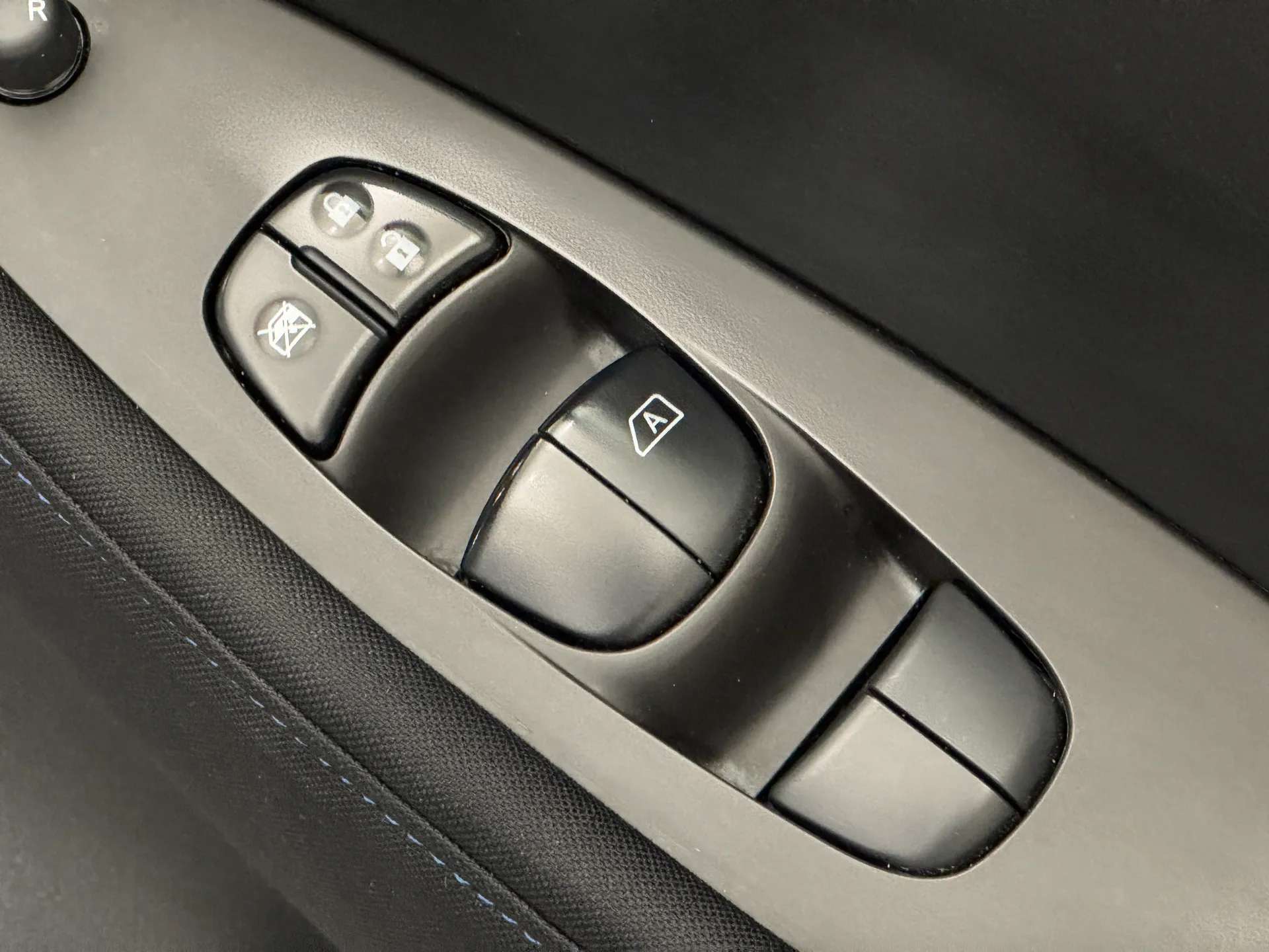 2022 NISSAN LEAF 2022 NISSAN LEAF