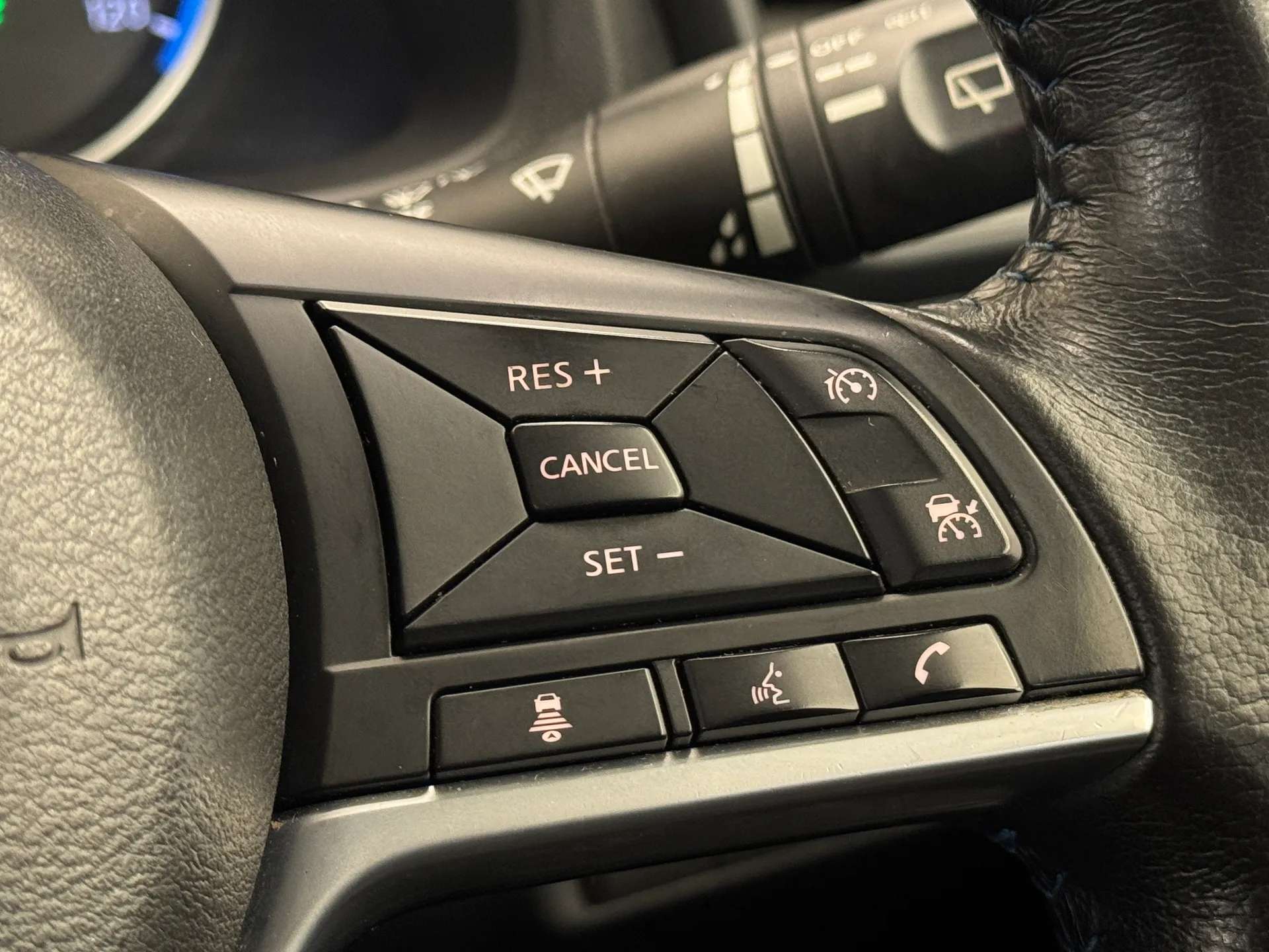 2022 NISSAN LEAF 2022 NISSAN LEAF