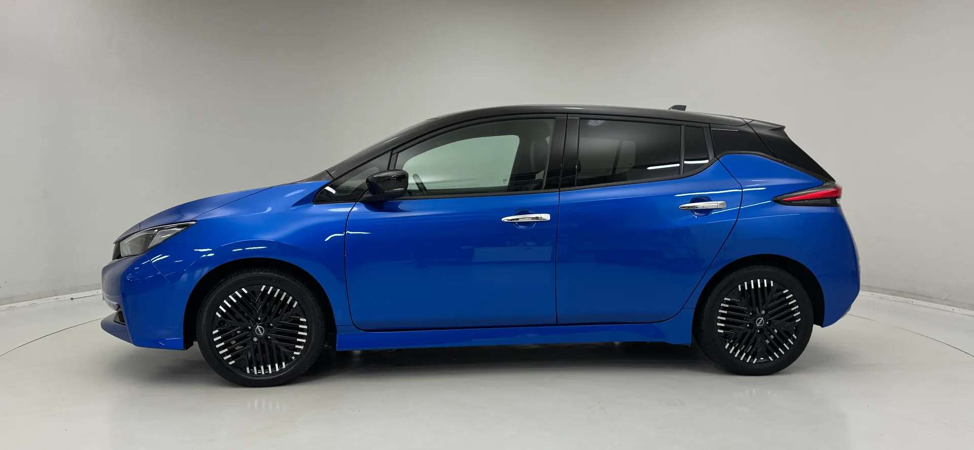 2022 NISSAN LEAF 2022 NISSAN LEAF