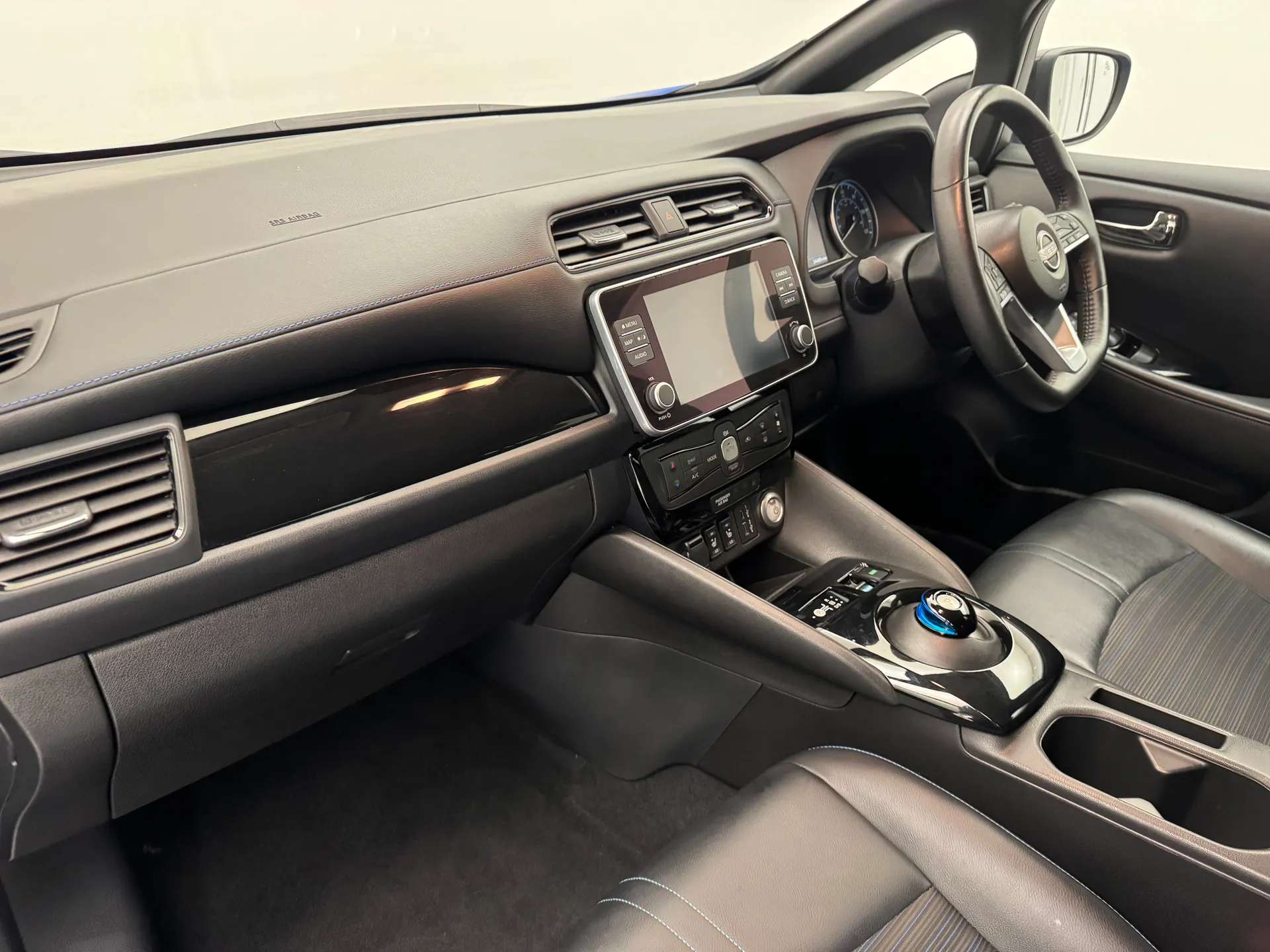 2022 NISSAN LEAF 2022 NISSAN LEAF