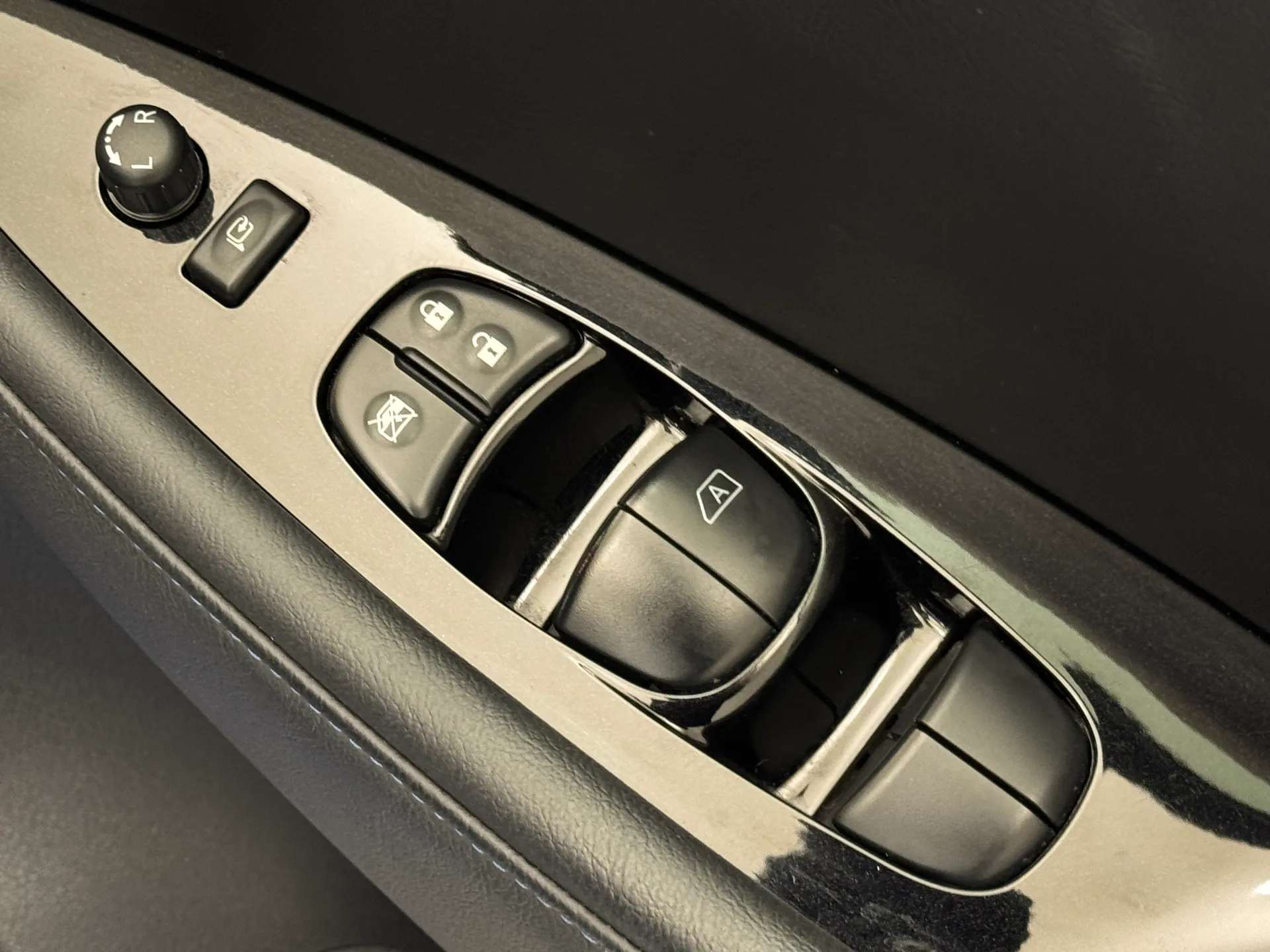 2022 NISSAN LEAF 2022 NISSAN LEAF