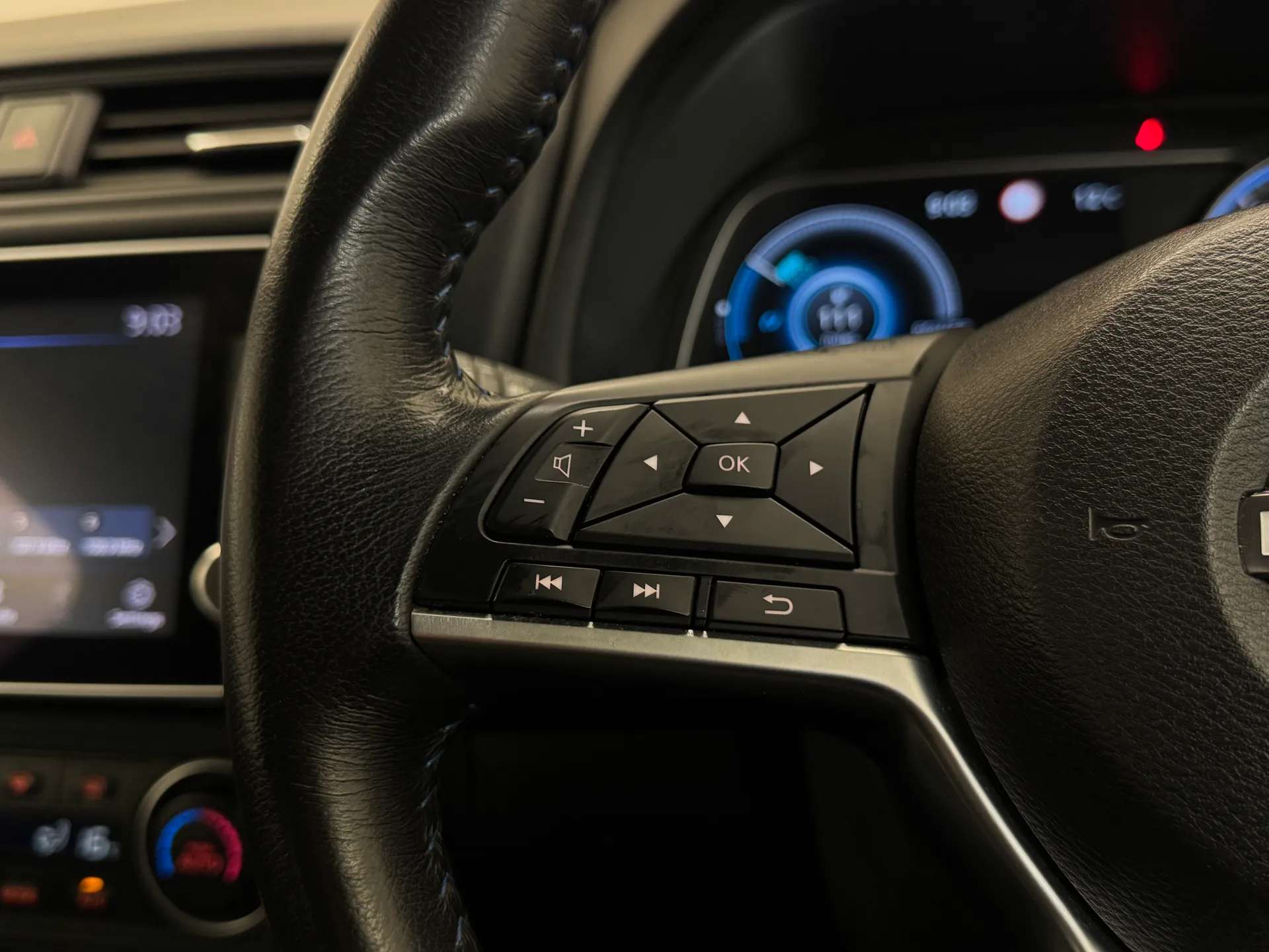 2022 NISSAN LEAF 2022 NISSAN LEAF