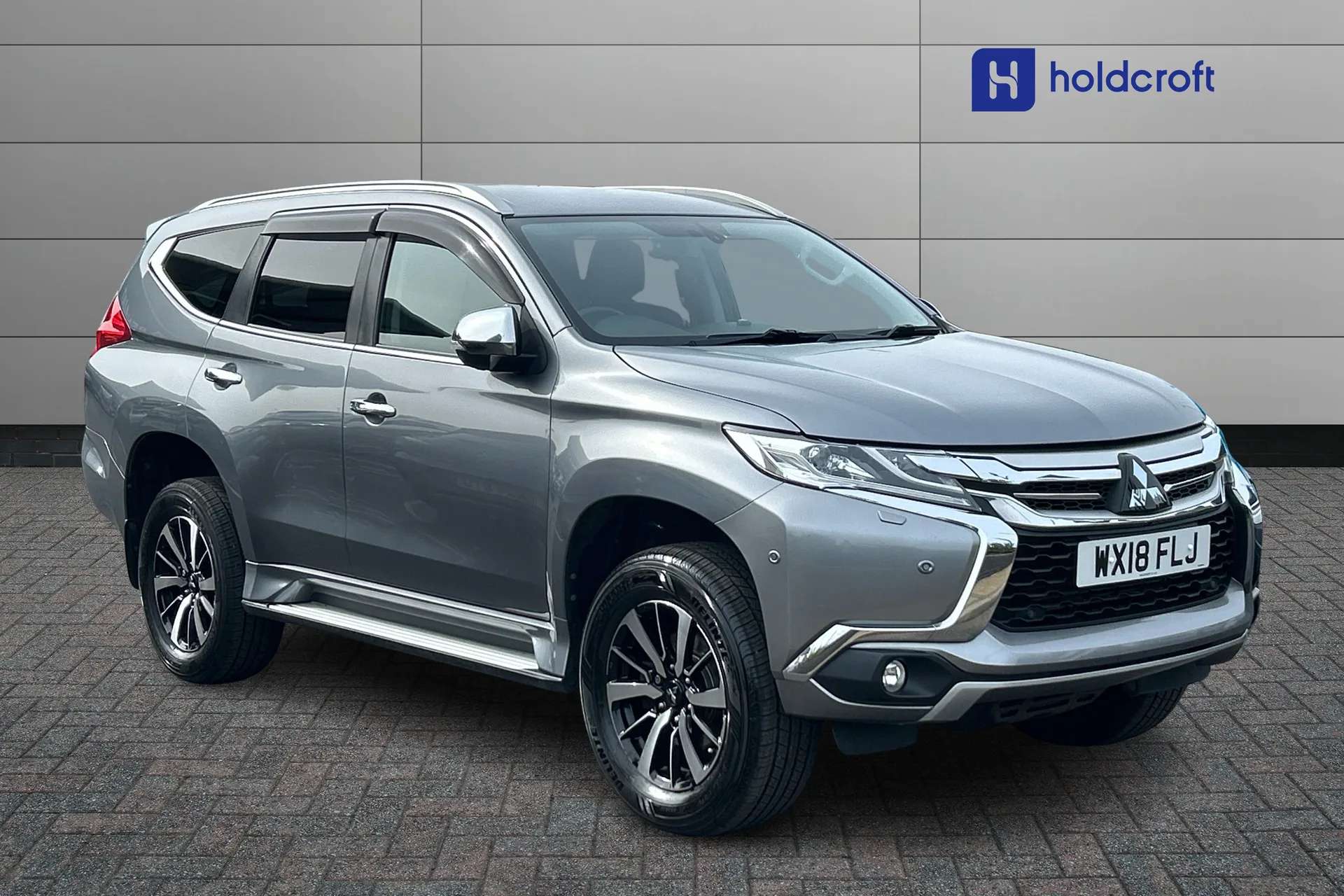 A 2018 MITSUBISHI SHOGUN SPORT 2.4 DI-DC 4 5dr Auto 4WD A 2018 MITSUBISHI SHOGUN SPORT 2.4 DI-DC 4 5dr Auto 4WD