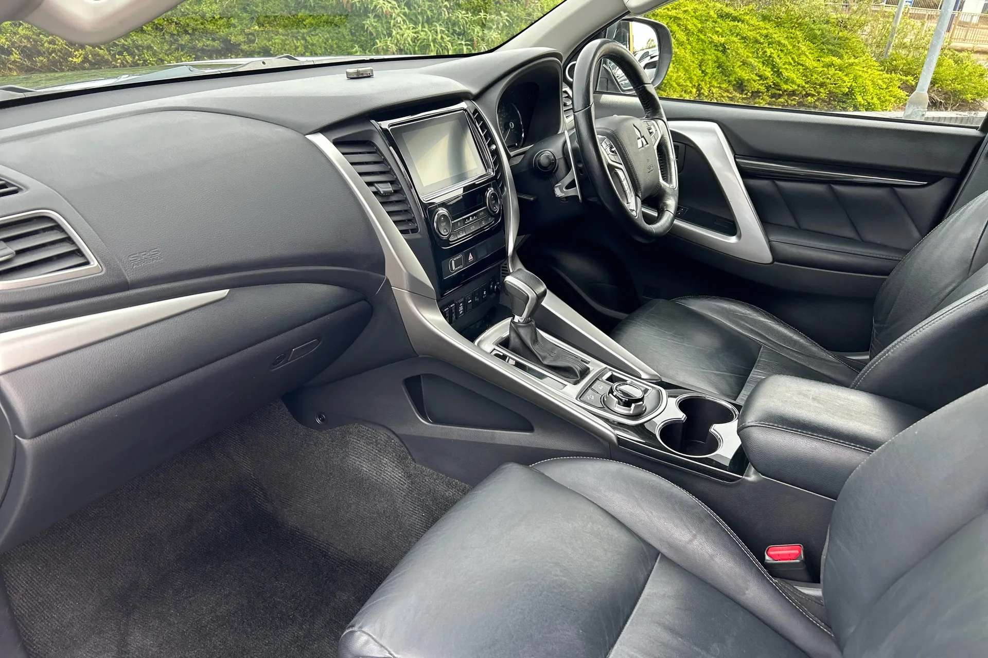 A 2018 MITSUBISHI SHOGUN SPORT 2.4 DI-DC 4 5dr Auto 4WD A 2018 MITSUBISHI SHOGUN SPORT 2.4 DI-DC 4 5dr Auto 4WD