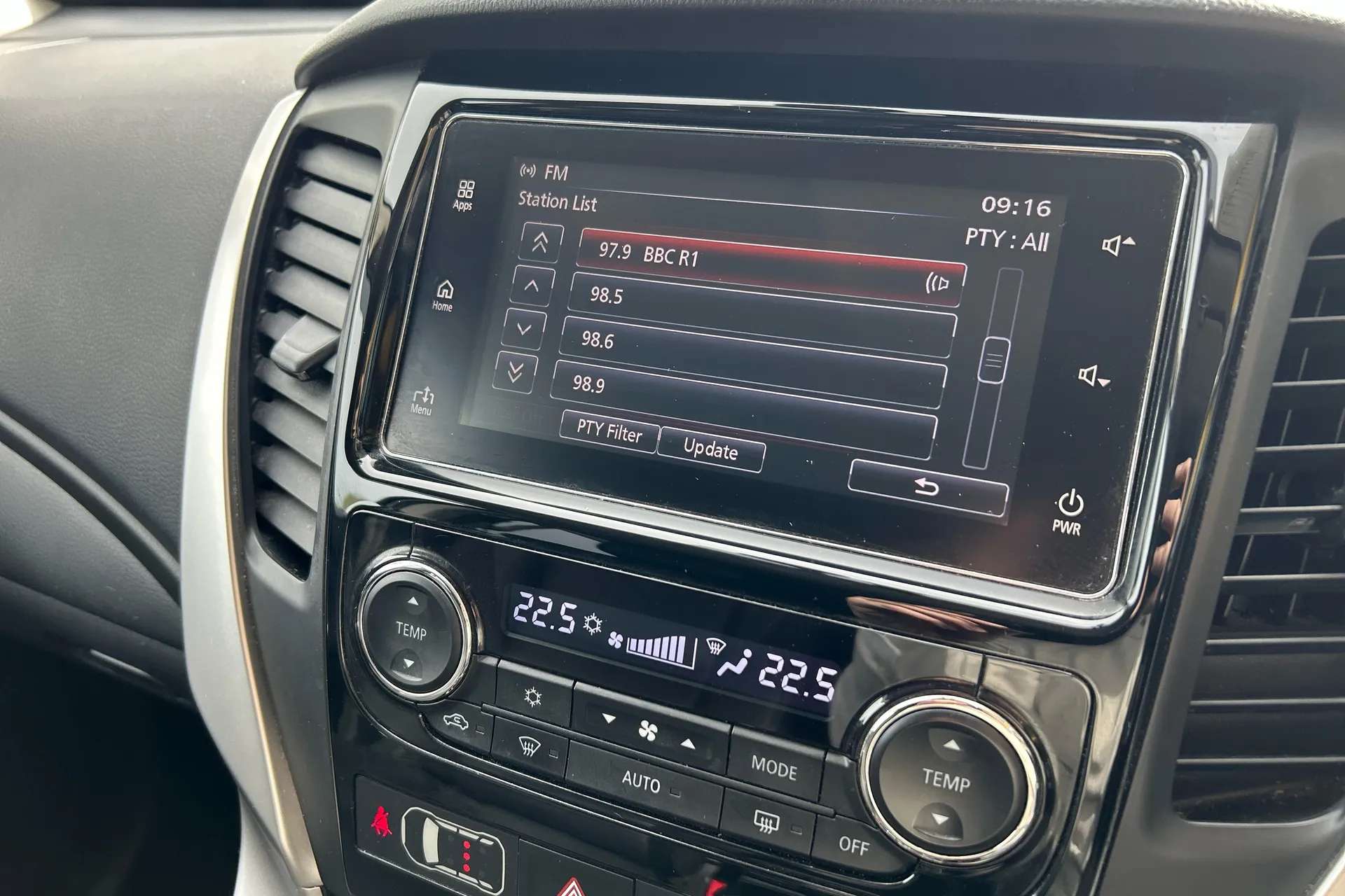 2018 MITSUBISHI SHOGUN SPORT 2018 MITSUBISHI SHOGUN SPORT