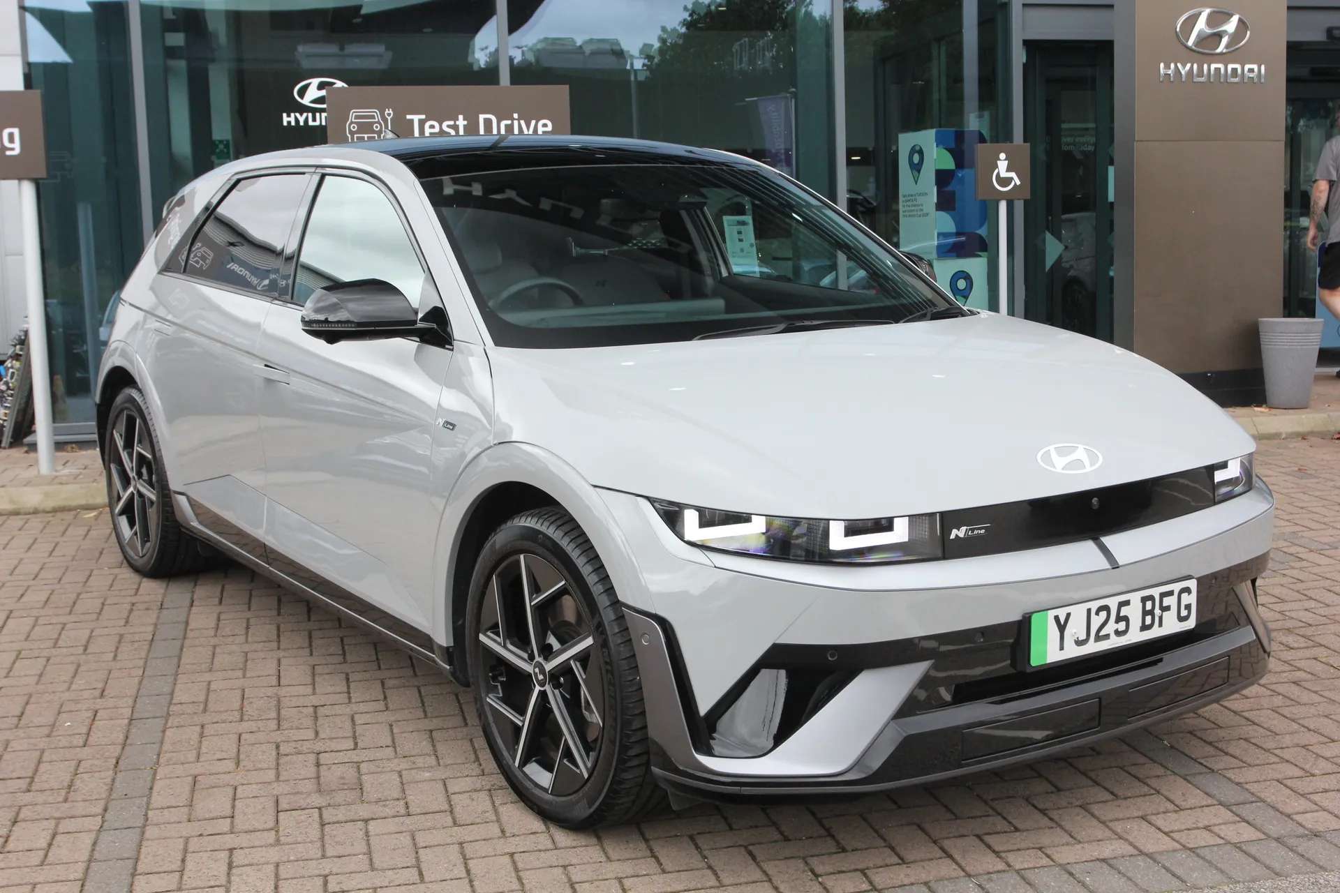 A 2025 HYUNDAI IONIQ 5 168kW N Line S 84 kWh 5dr Auto ZERO DEPOSIT FINANCE AVAILABLE A 2025 HYUNDAI IONIQ 5 168kW N Line S 84 kWh 5dr Auto ZERO DEPOSIT FINANCE AVAILABLE