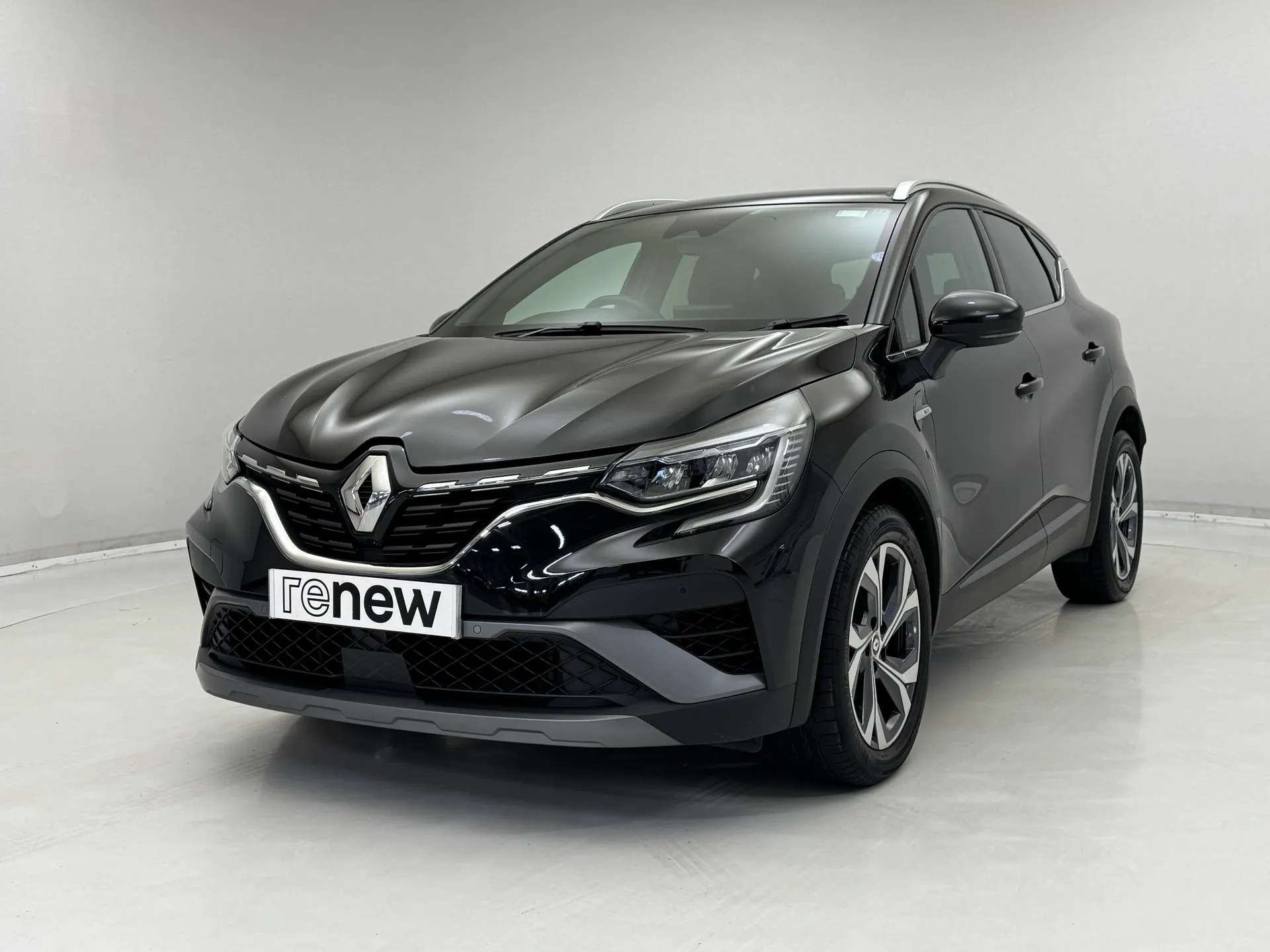 A 2022 RENAULT CAPTUR 1.3 Mild hybrid 140 R.S. Line 5dr A 2022 RENAULT CAPTUR 1.3 Mild hybrid 140 R.S. Line 5dr