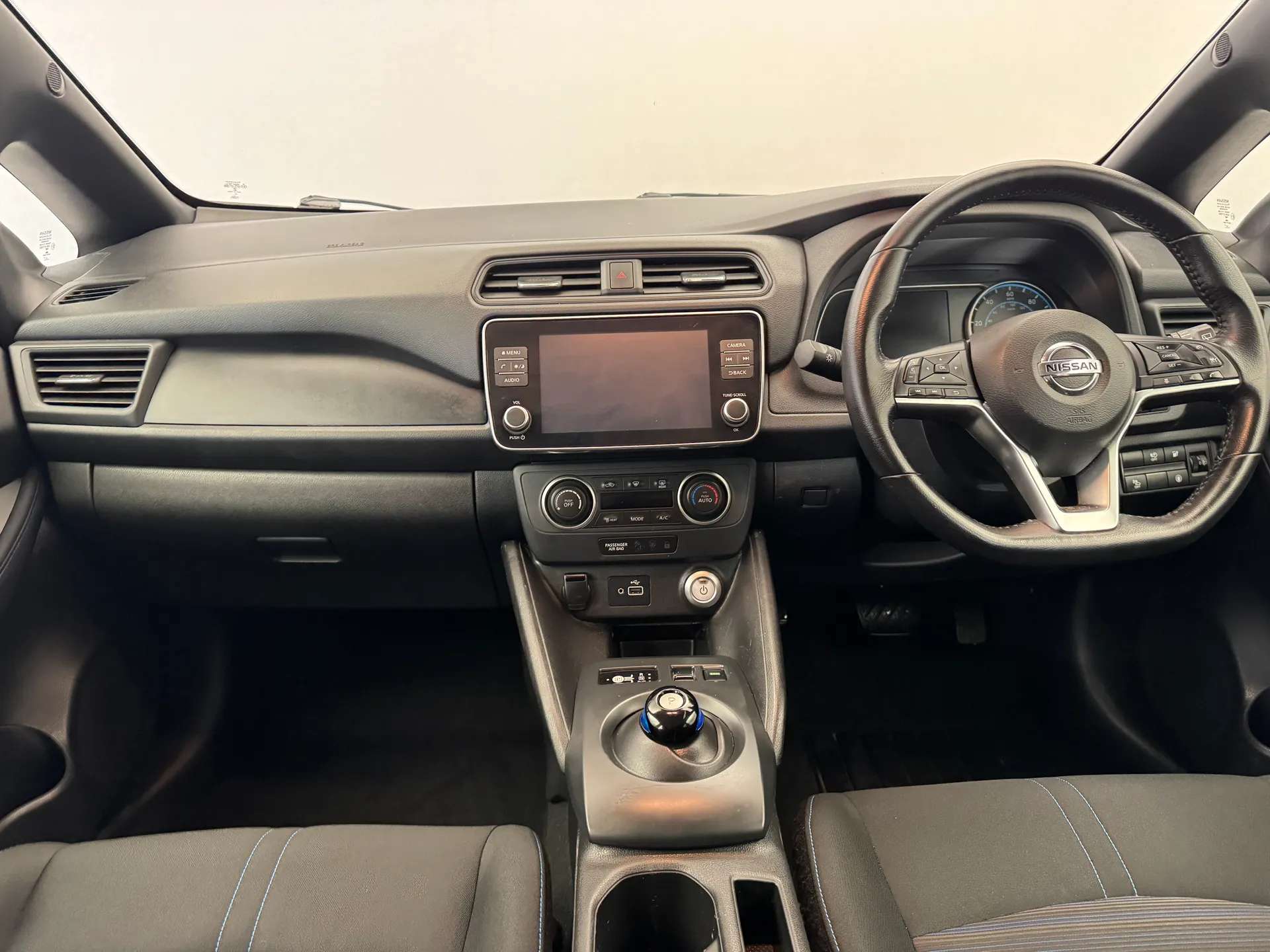 2022 NISSAN LEAF 2022 NISSAN LEAF