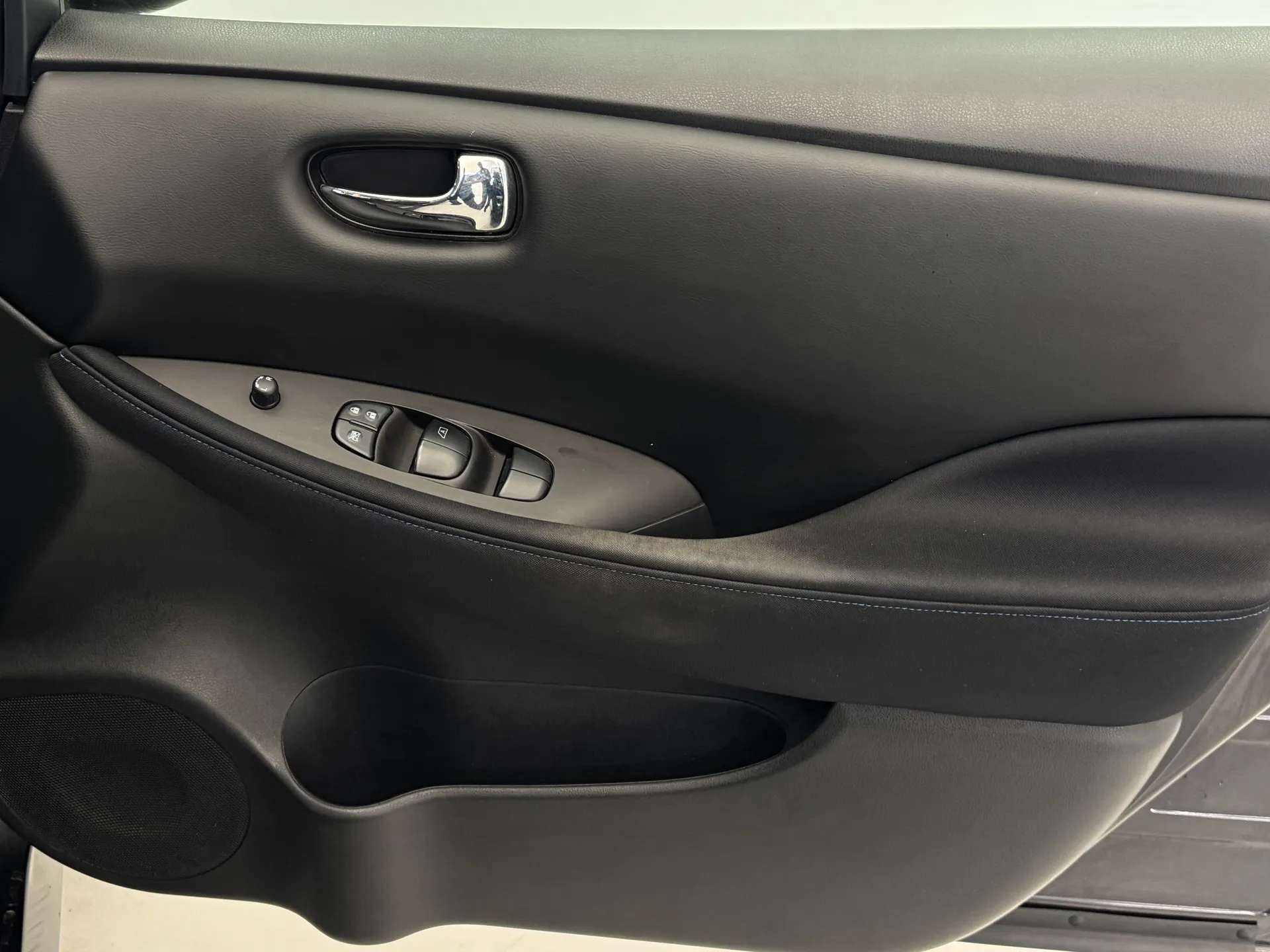 2022 NISSAN LEAF 2022 NISSAN LEAF