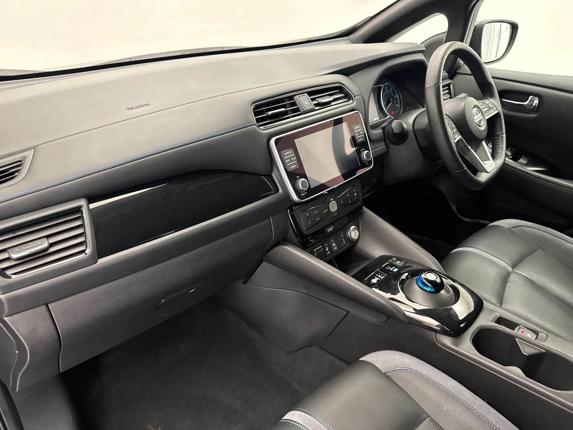 2021 NISSAN LEAF 2021 NISSAN LEAF