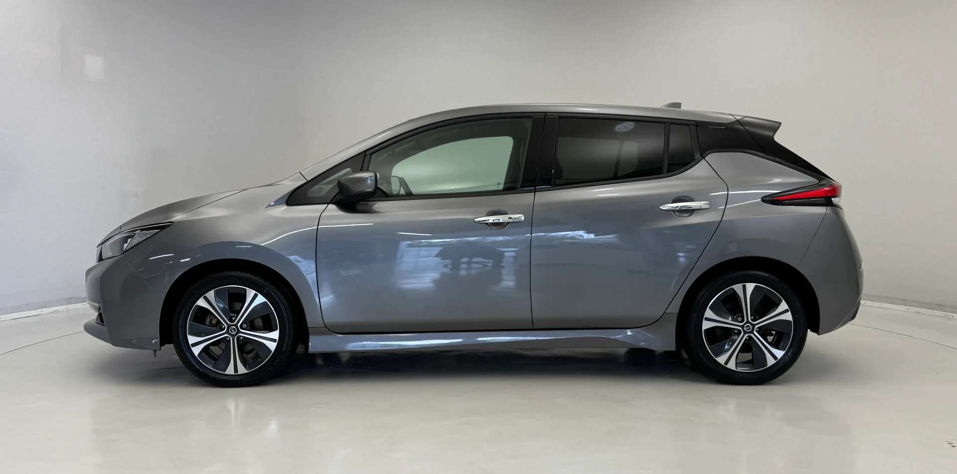 2021 NISSAN LEAF 2021 NISSAN LEAF