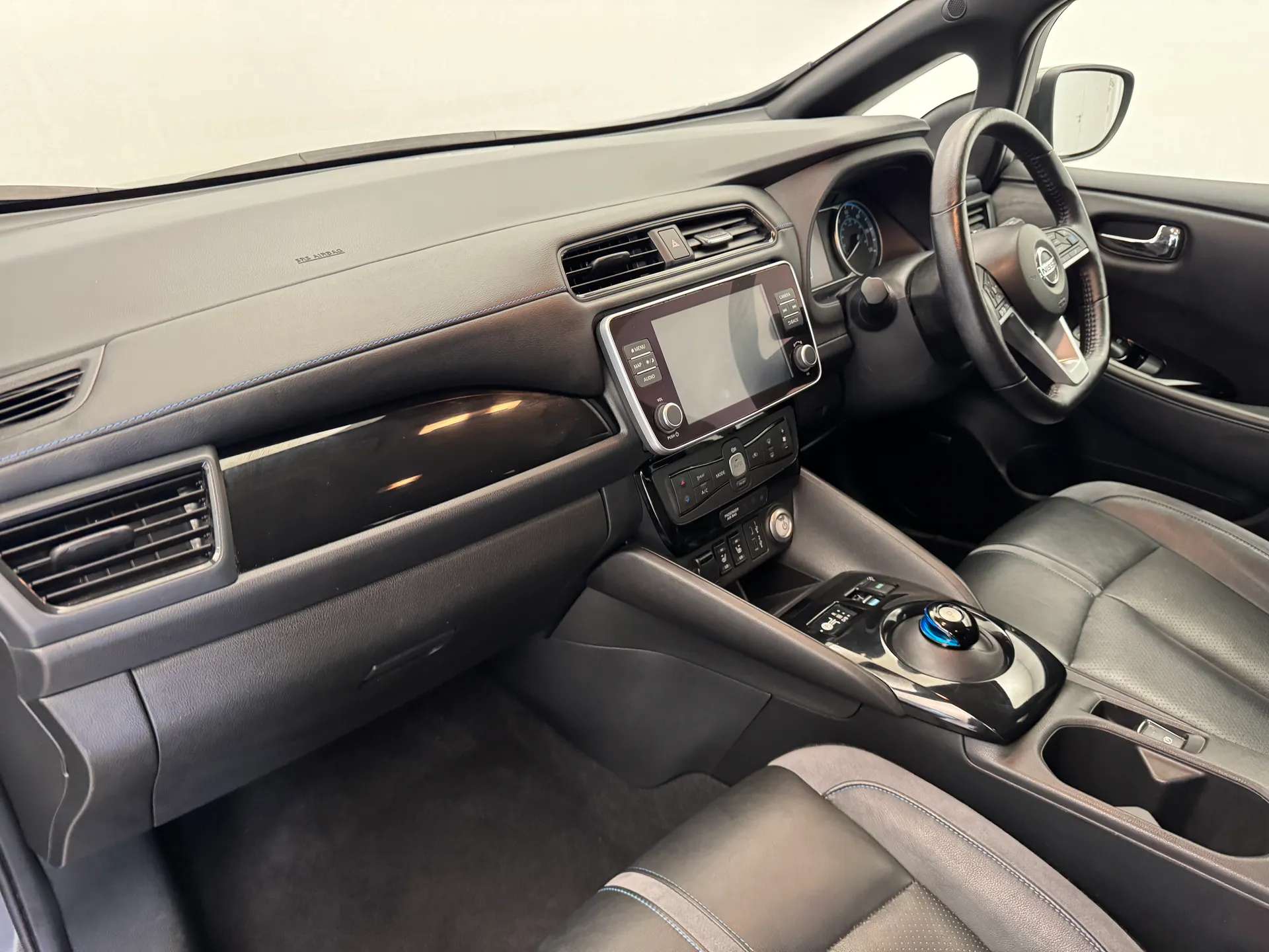 2021 NISSAN LEAF 2021 NISSAN LEAF