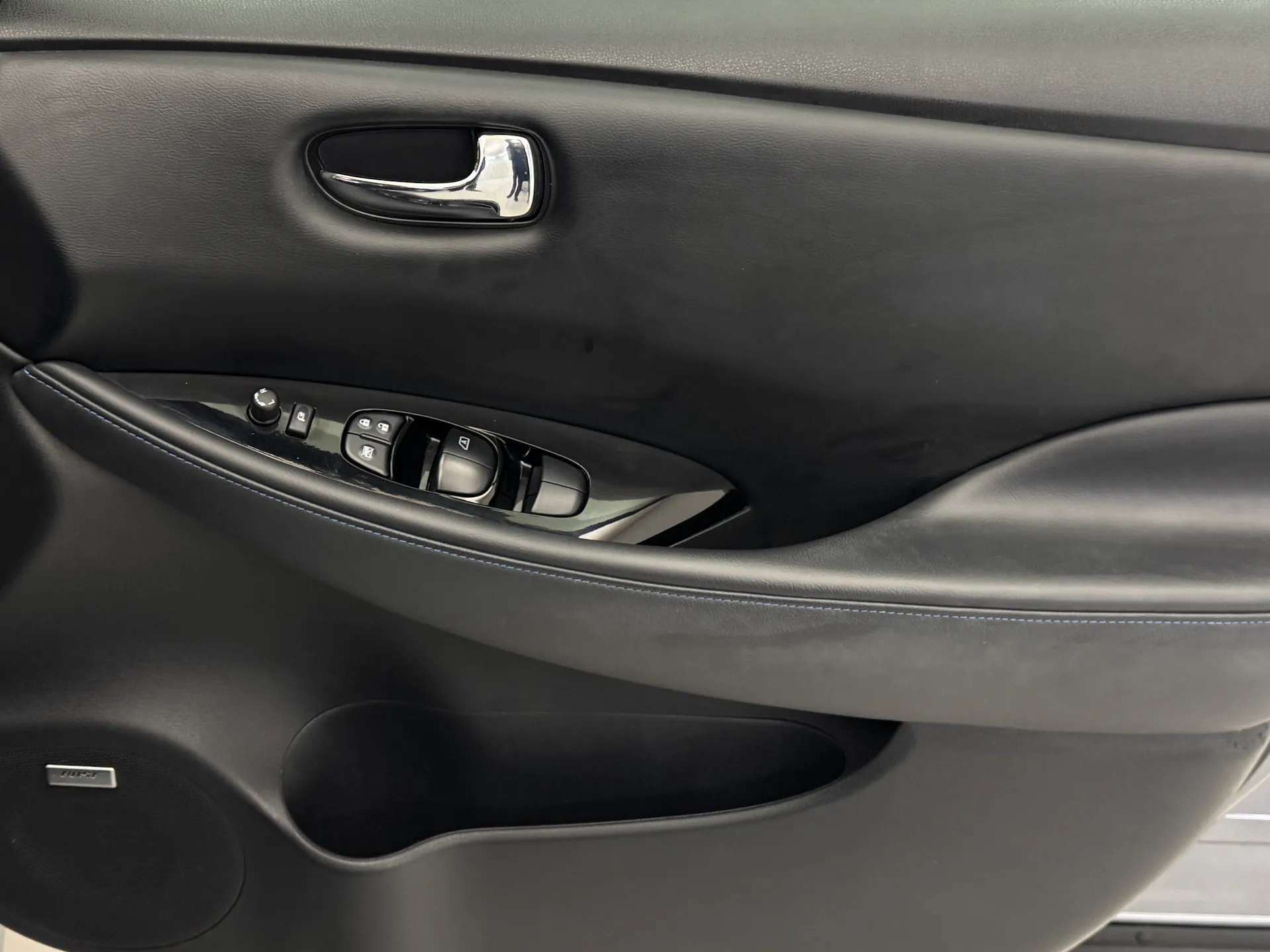 2021 NISSAN LEAF 2021 NISSAN LEAF