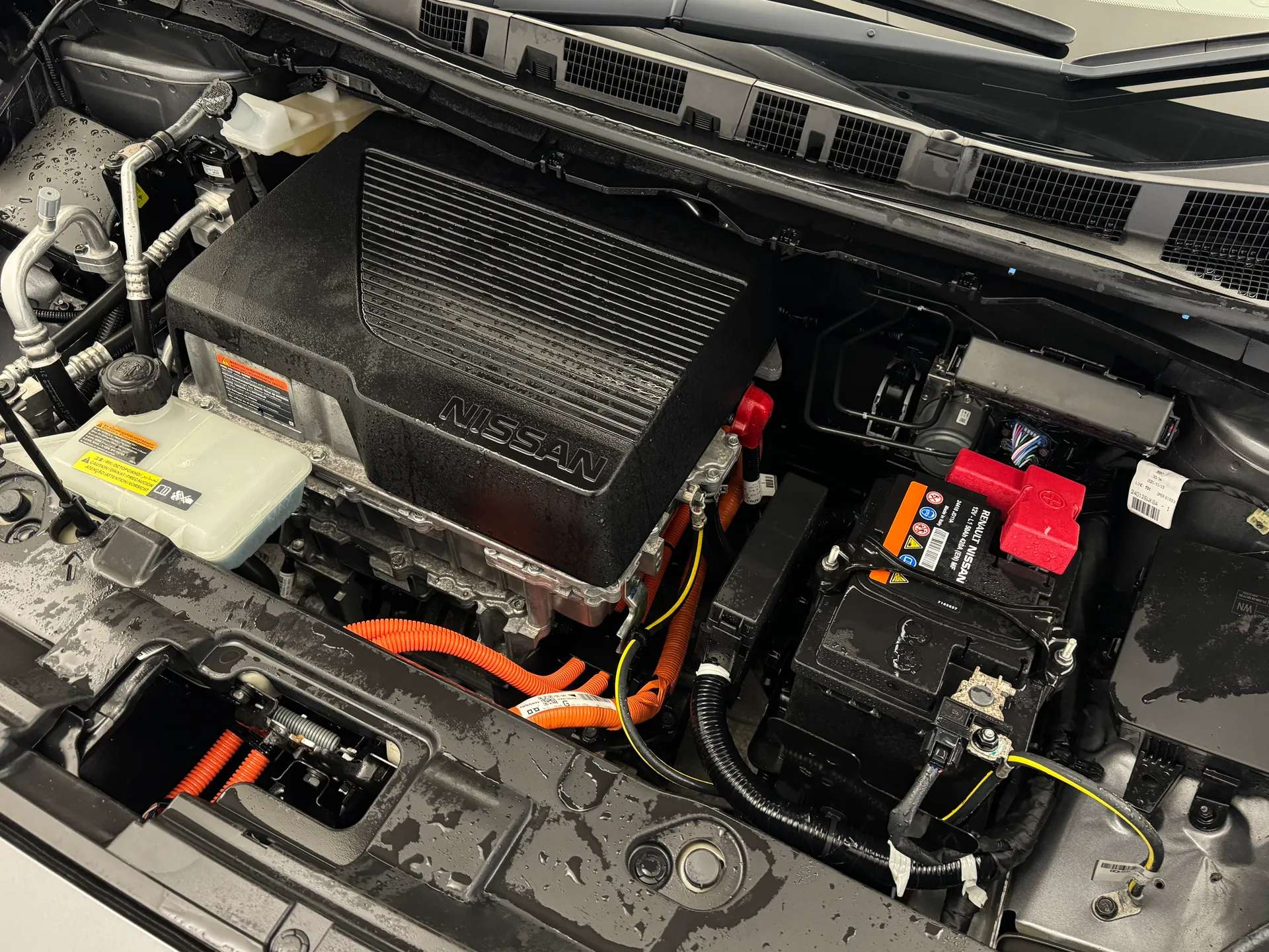 2021 NISSAN LEAF 2021 NISSAN LEAF