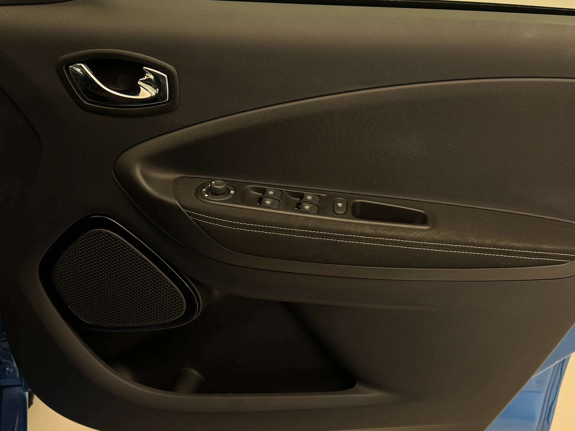 2018 RENAULT ZOE 2018 RENAULT ZOE