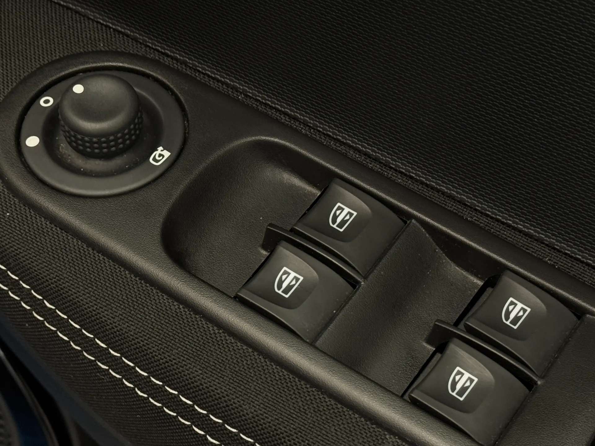 2018 RENAULT ZOE 2018 RENAULT ZOE