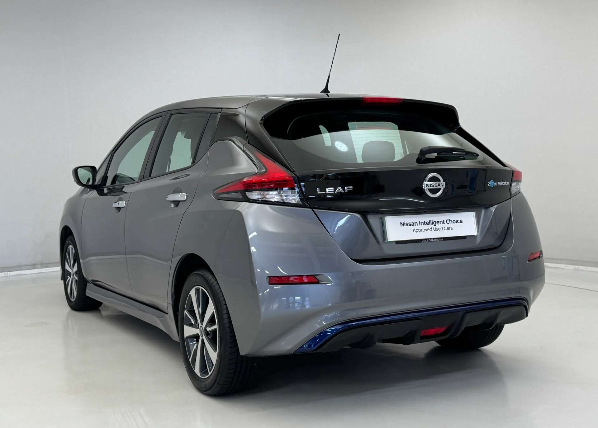 2021 NISSAN LEAF 2021 NISSAN LEAF
