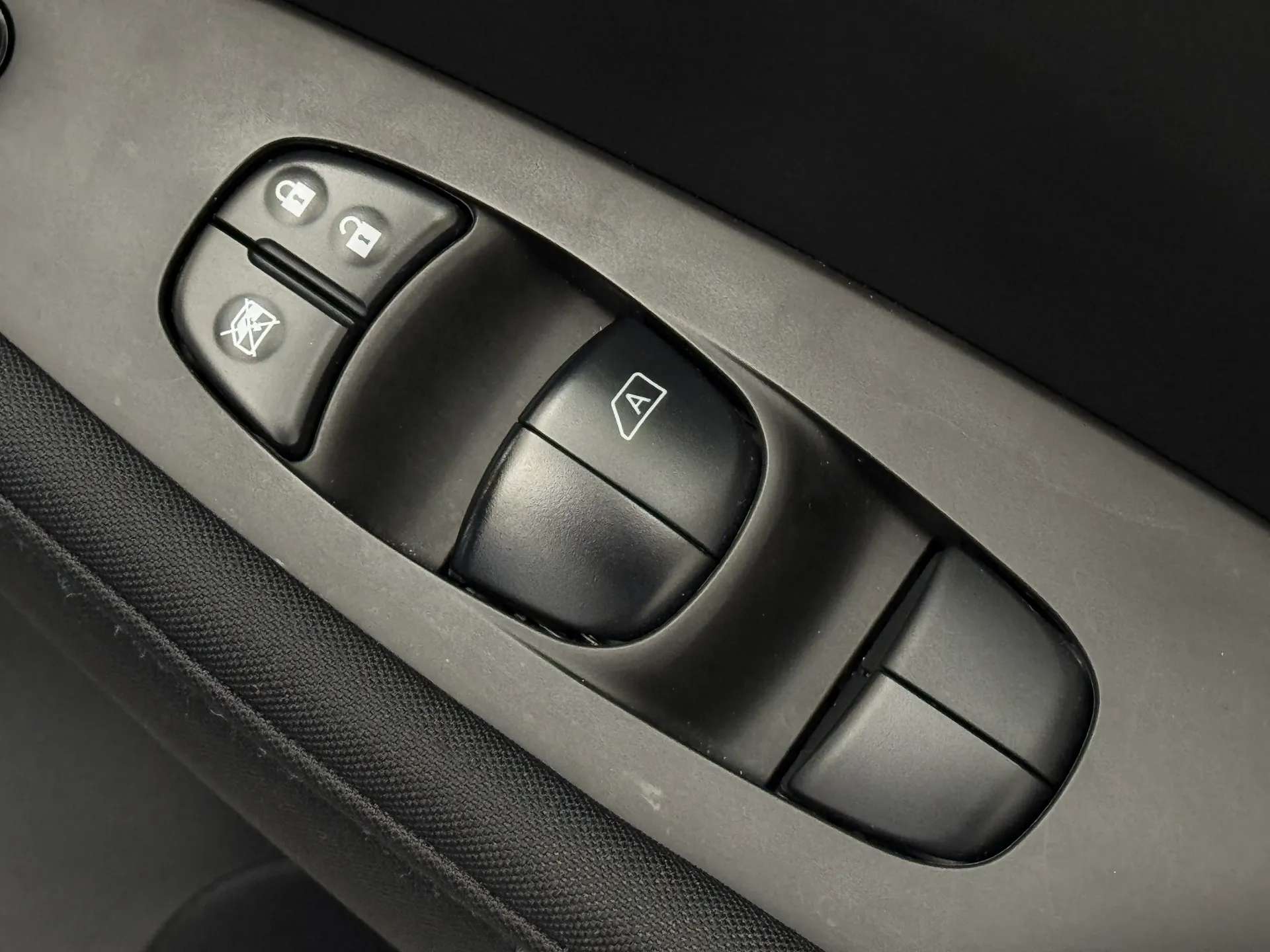 2021 NISSAN LEAF 2021 NISSAN LEAF