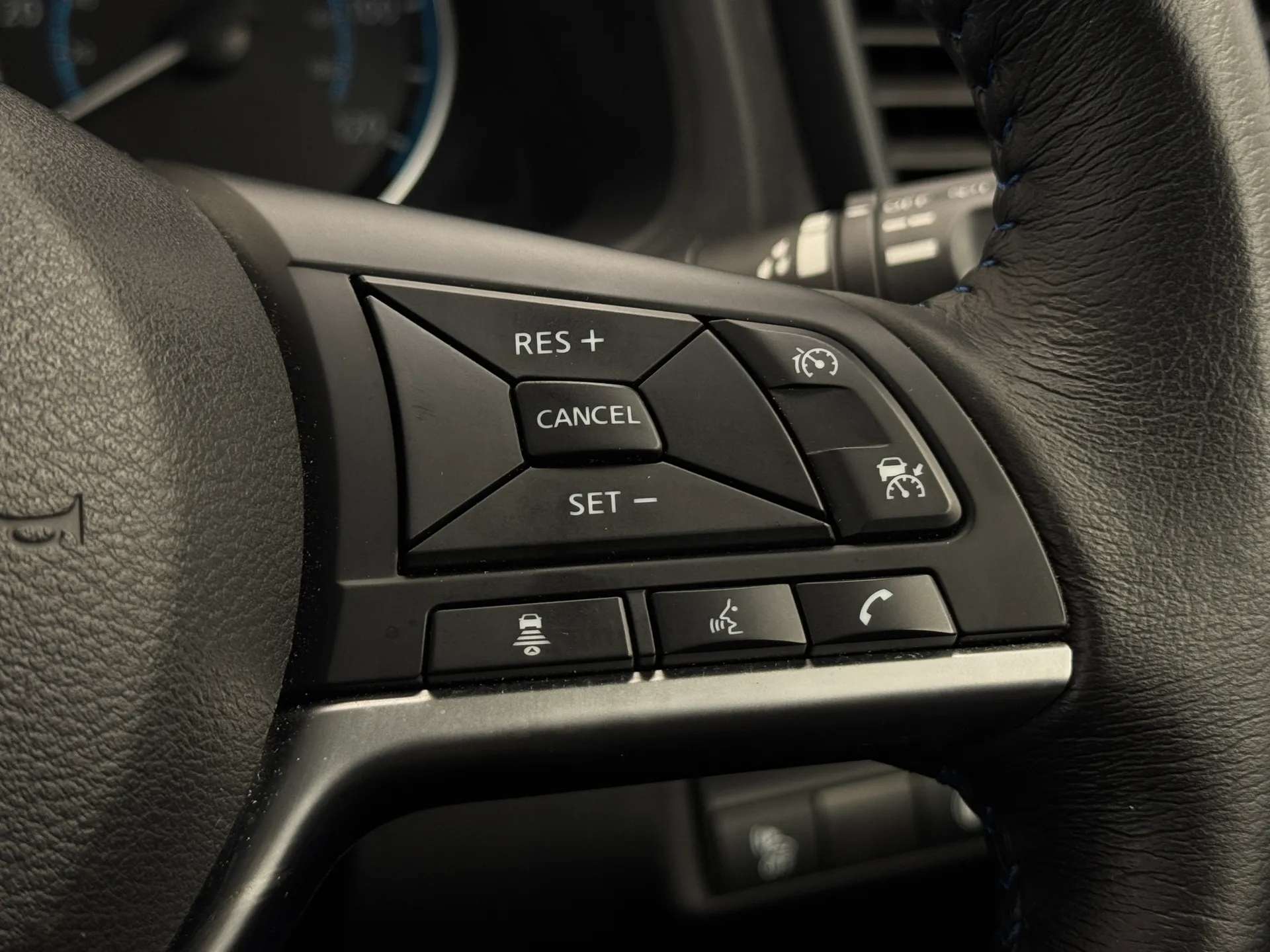 2021 NISSAN LEAF 2021 NISSAN LEAF