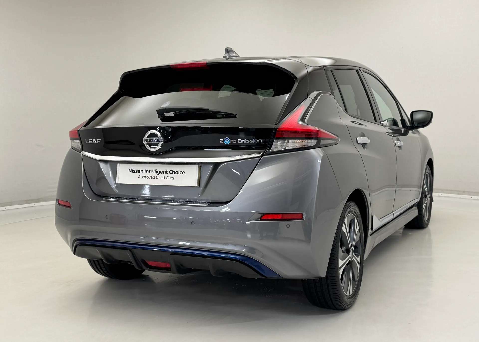 2021 NISSAN LEAF 2021 NISSAN LEAF