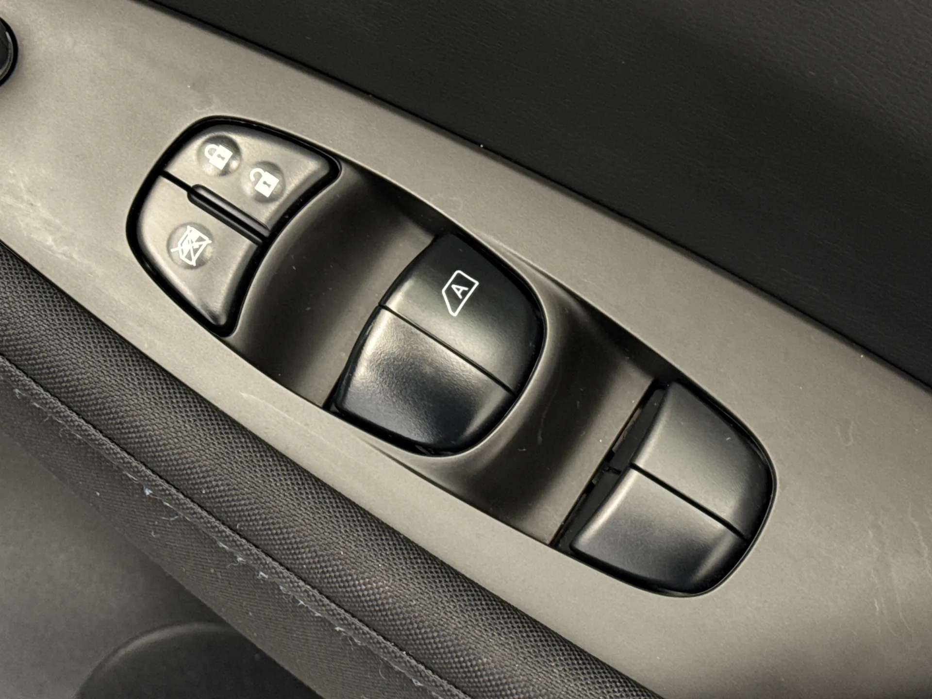 2021 NISSAN LEAF 2021 NISSAN LEAF