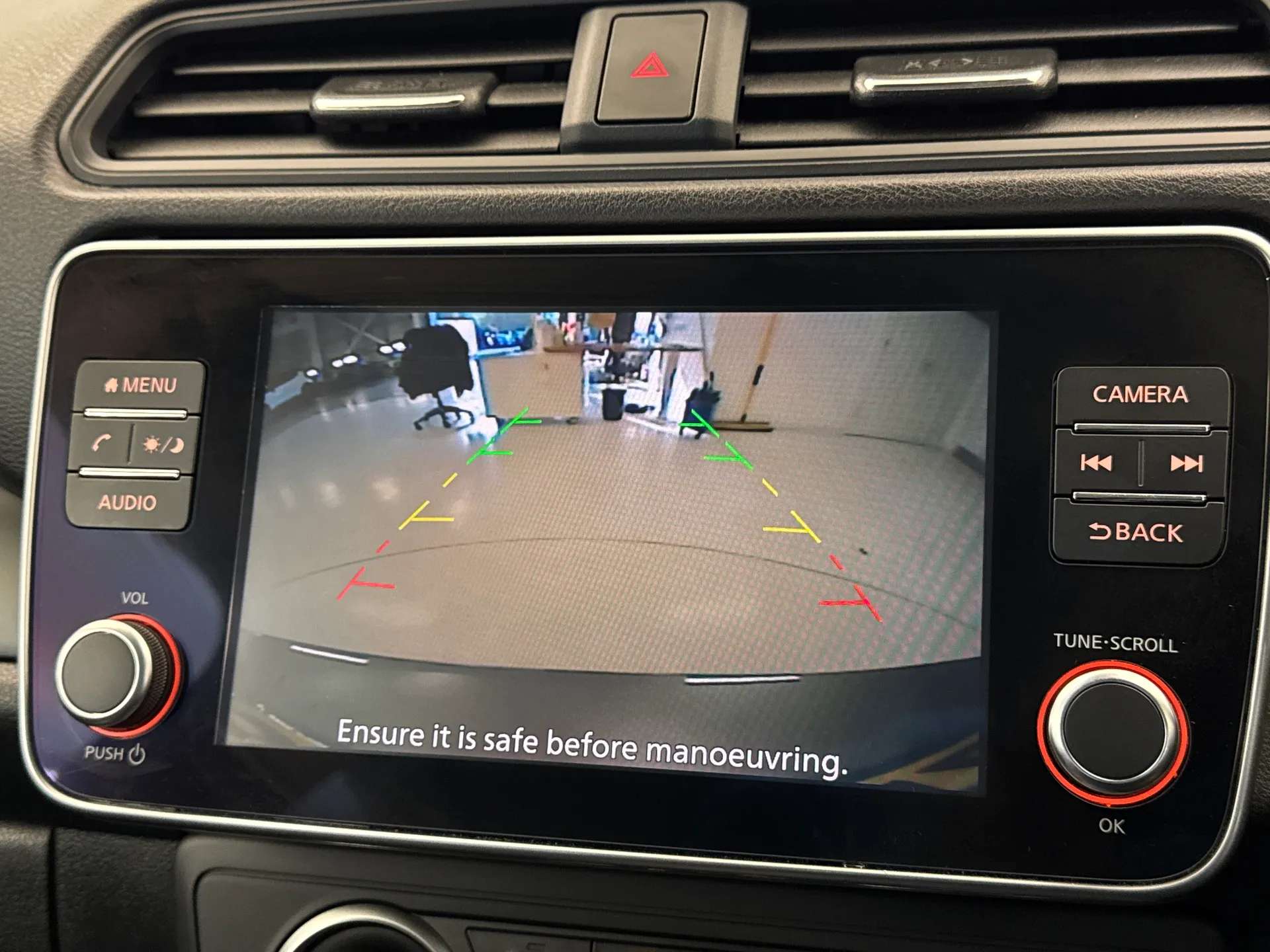 2021 NISSAN LEAF 2021 NISSAN LEAF