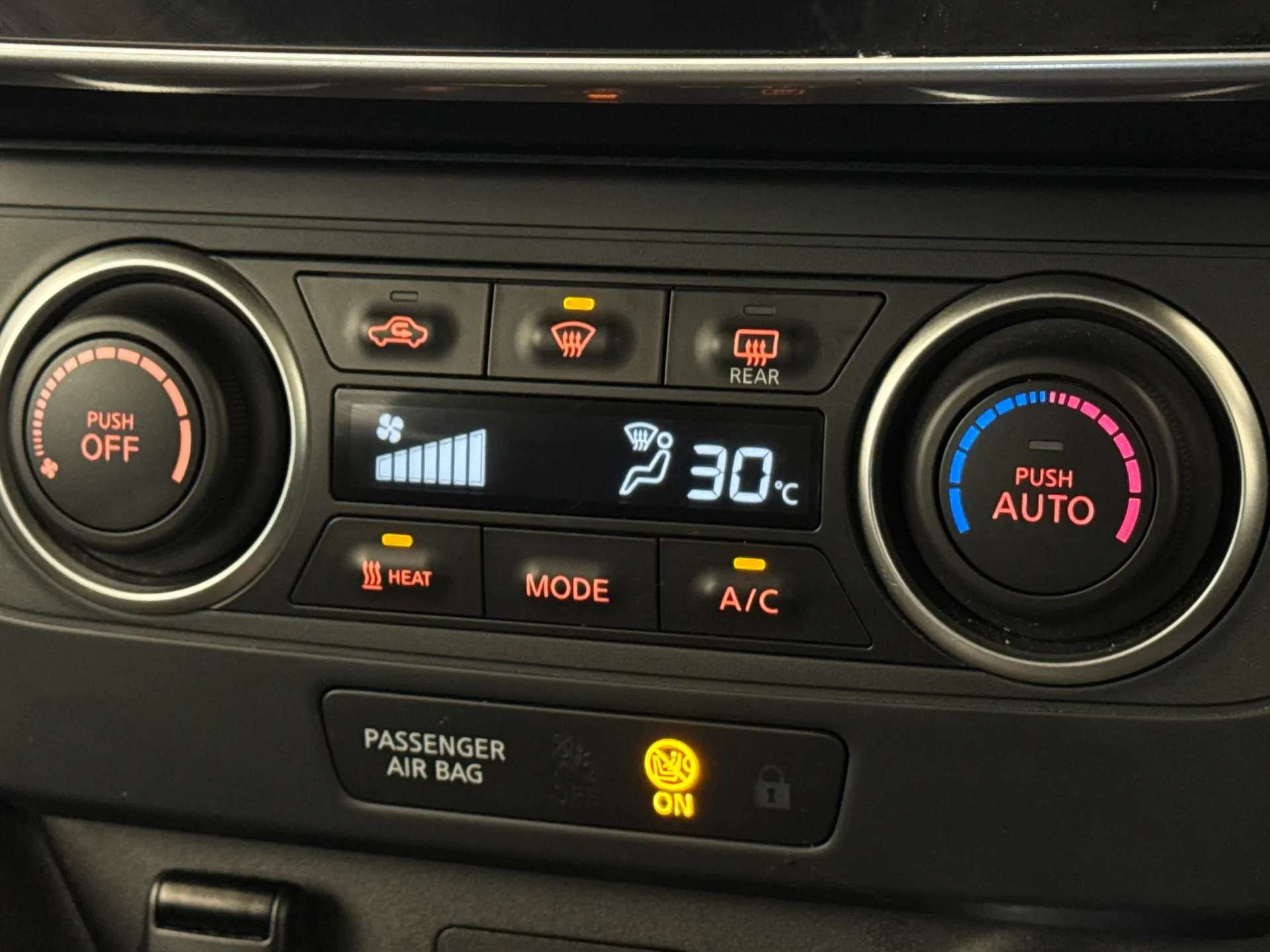 2021 NISSAN LEAF 2021 NISSAN LEAF