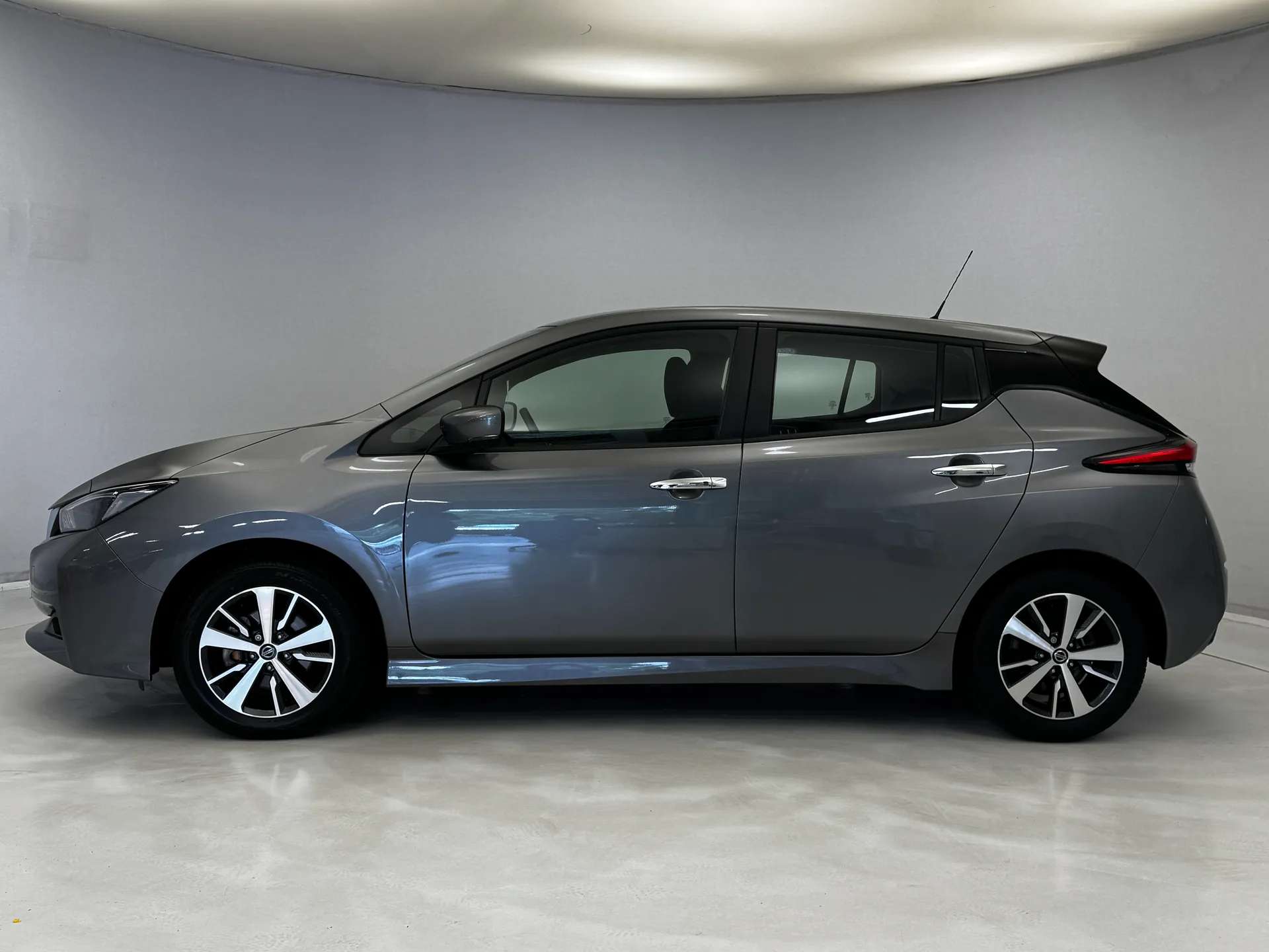 2022 NISSAN LEAF 2022 NISSAN LEAF