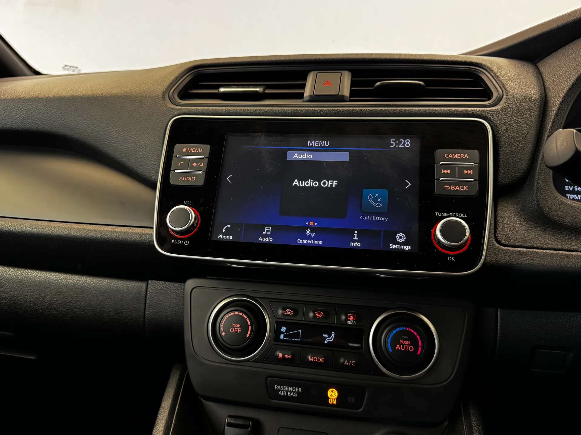 2022 NISSAN LEAF 2022 NISSAN LEAF